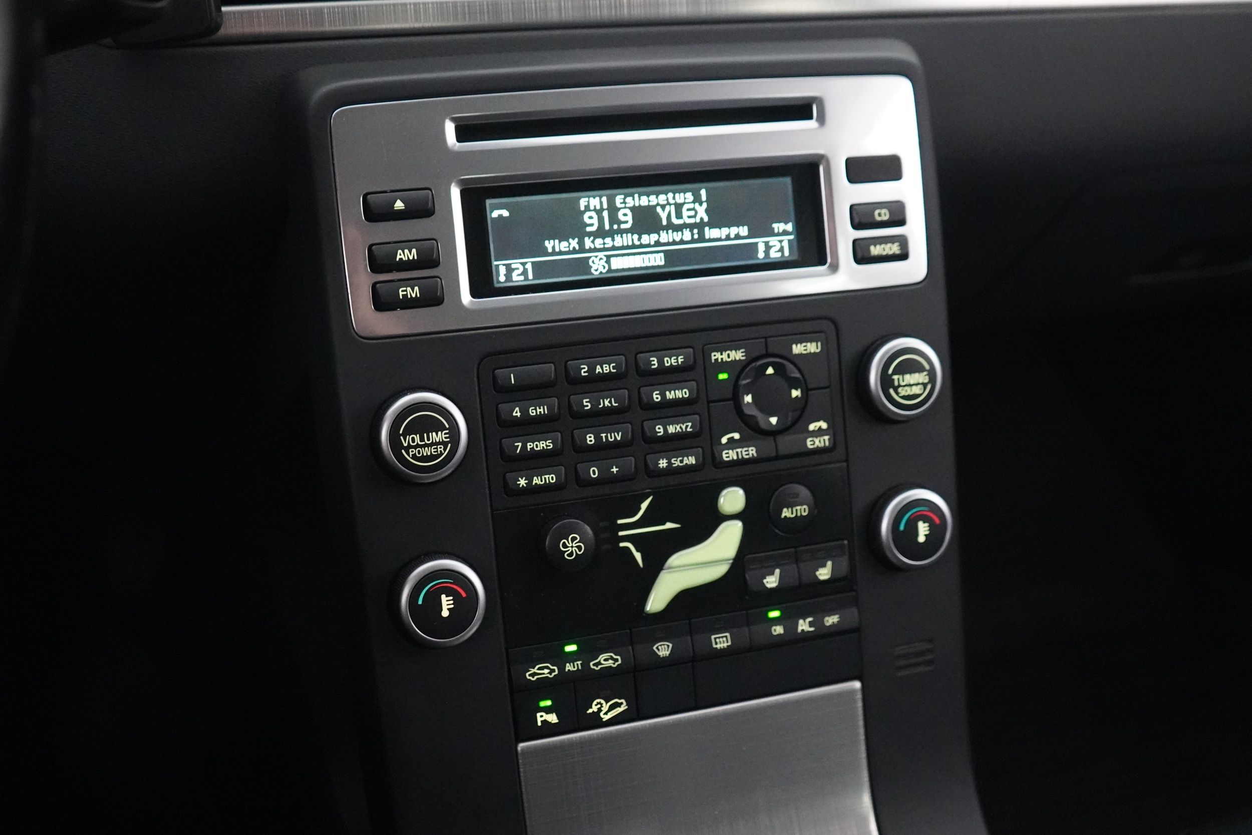 Volvo XC70 2010