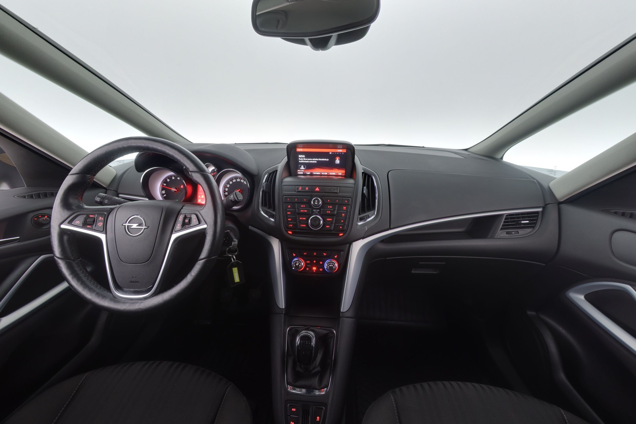 Opel Zafira Tourer 2015