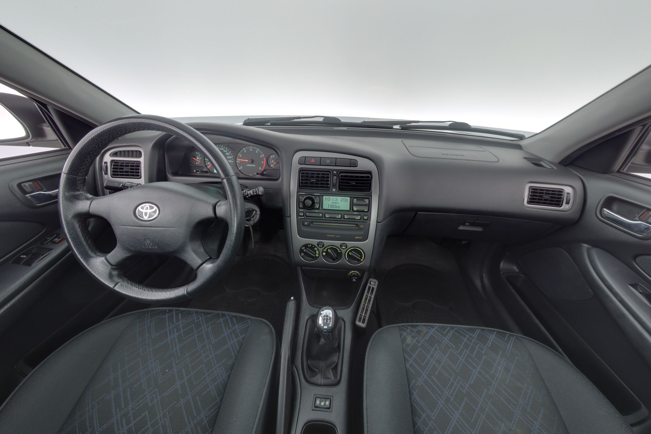 Toyota Avensis 2002