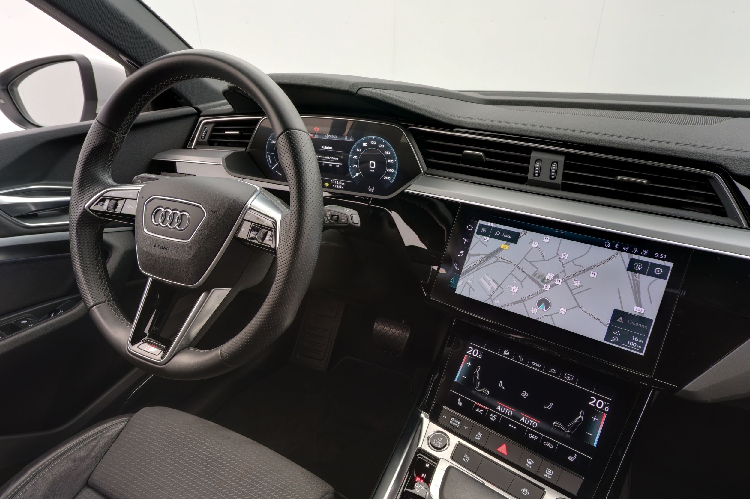 Audi e-tron 2022