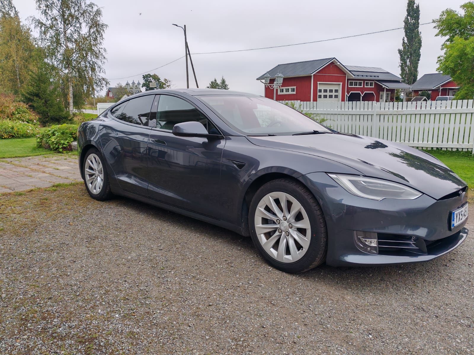 Tesla Model S 2018