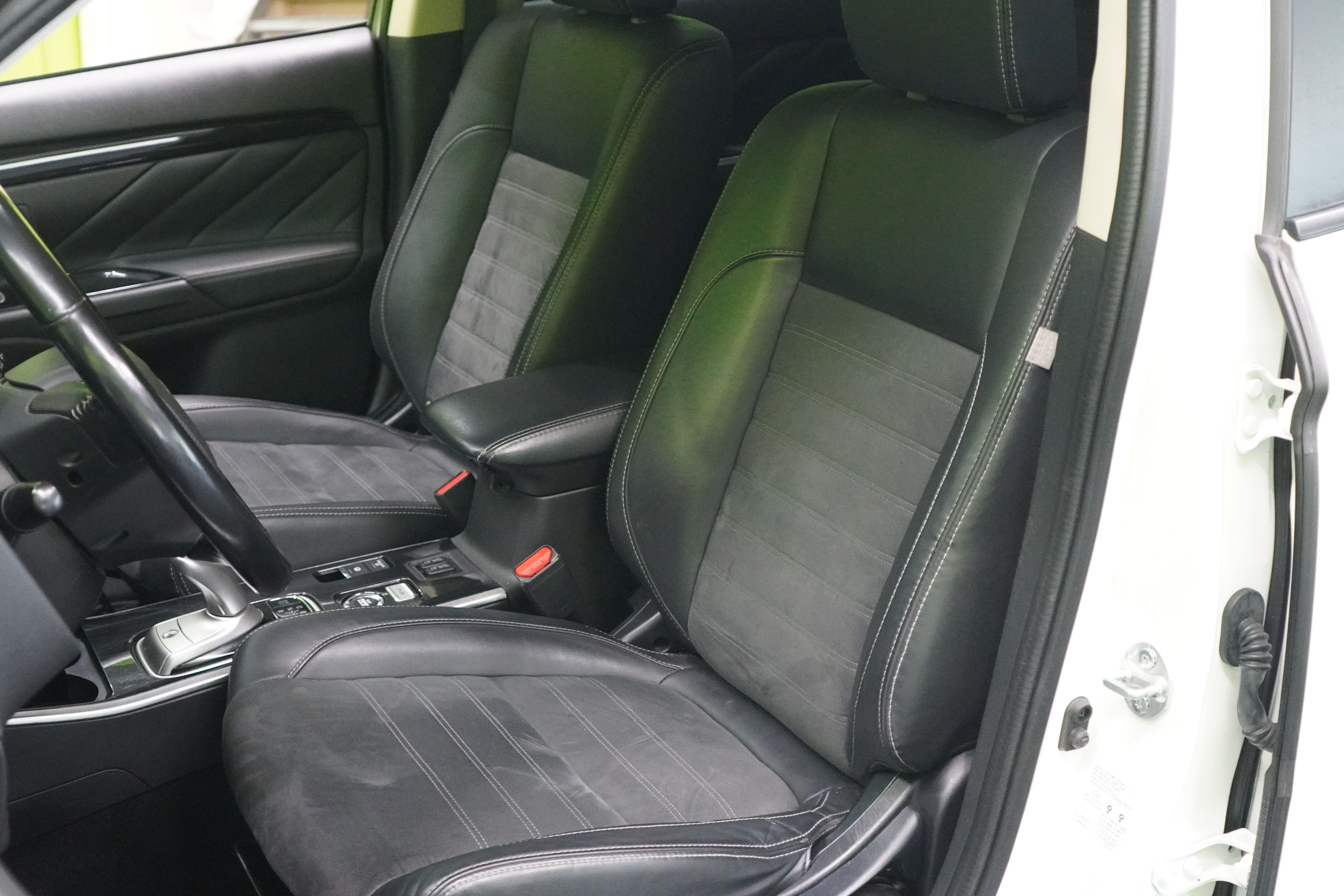 Mitsubishi Outlander PHEV 2018