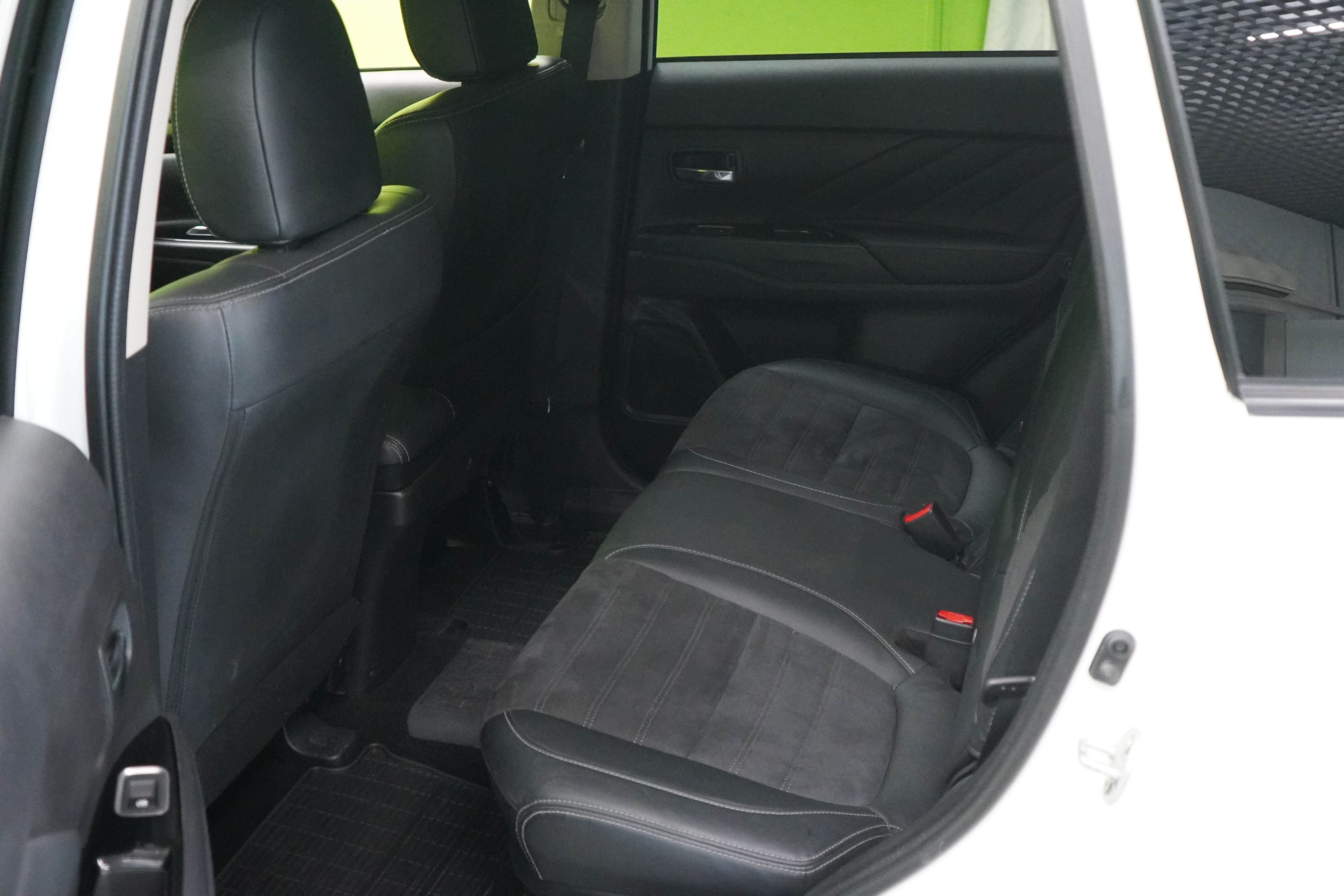 Mitsubishi Outlander PHEV 2018