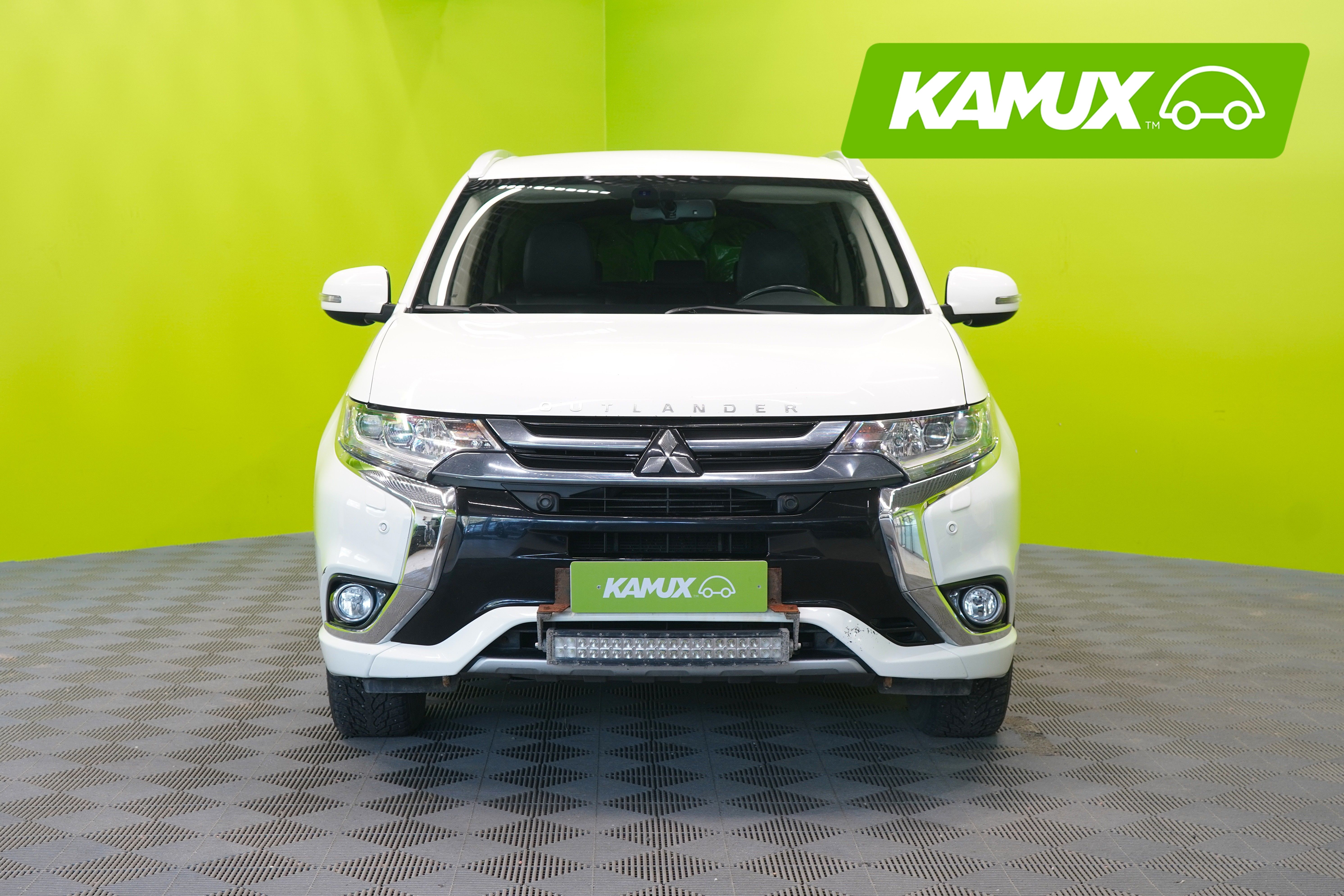 Mitsubishi Outlander PHEV 2018