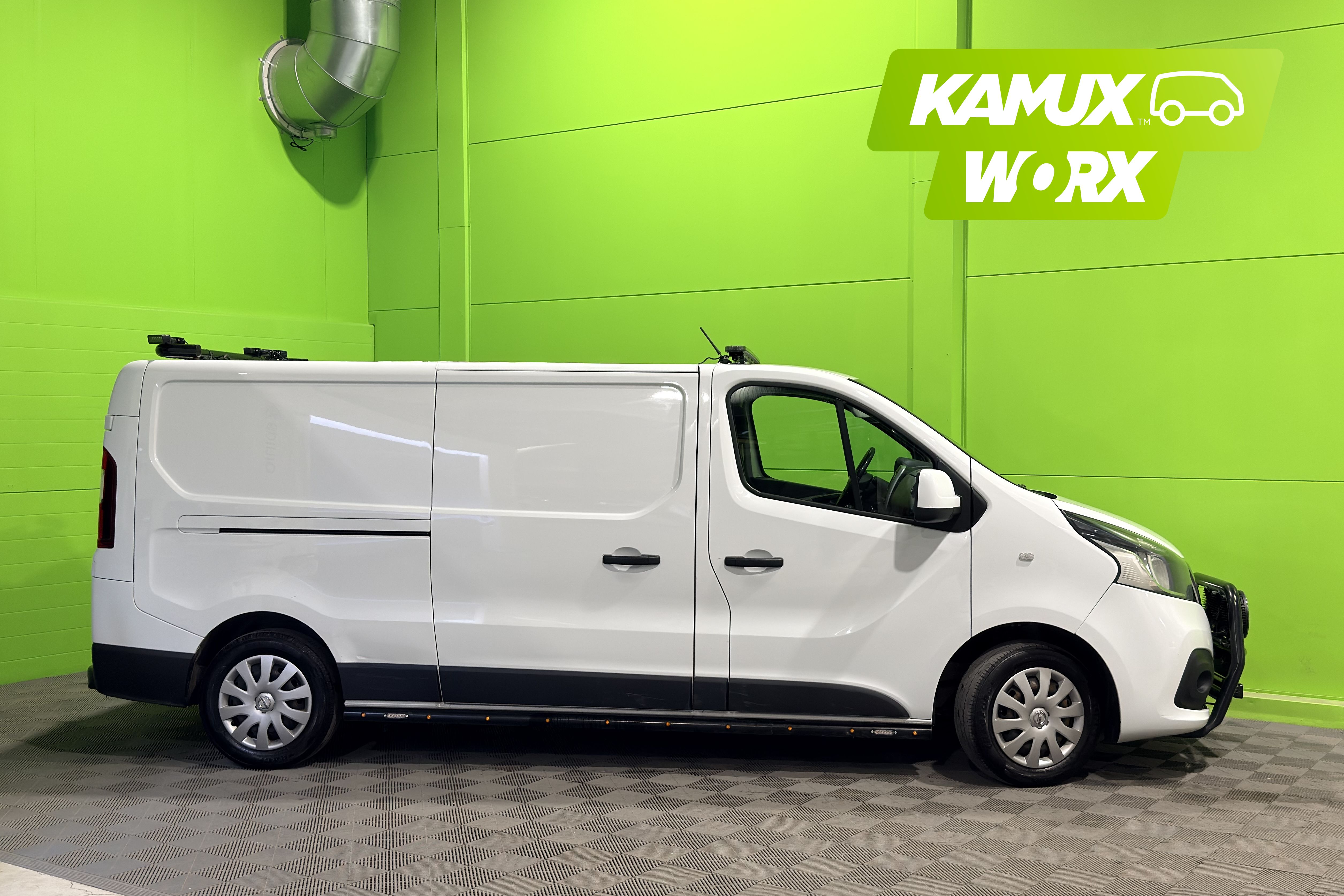 Nissan NV300 2020