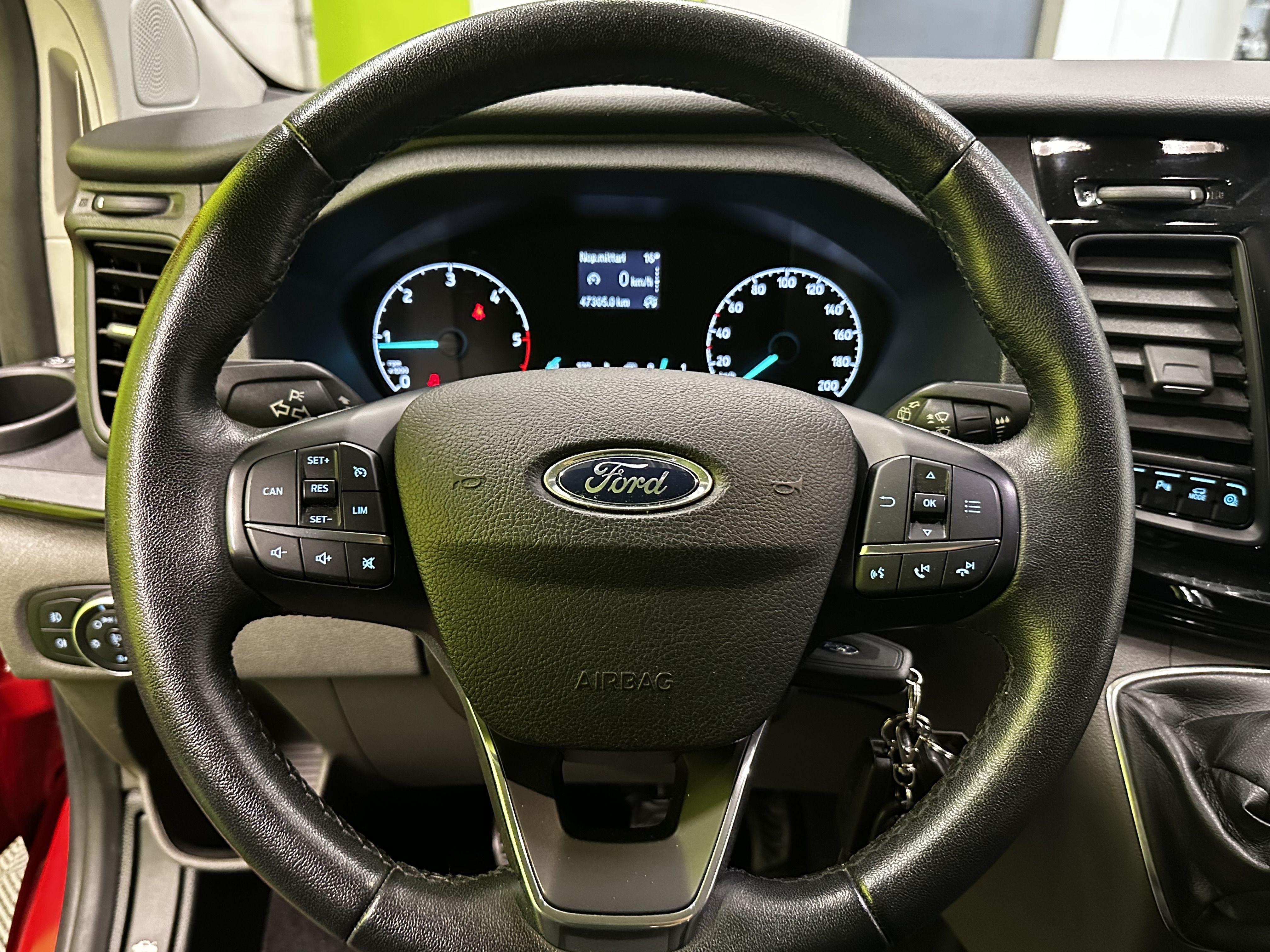 Ford Tourneo Custom 2021