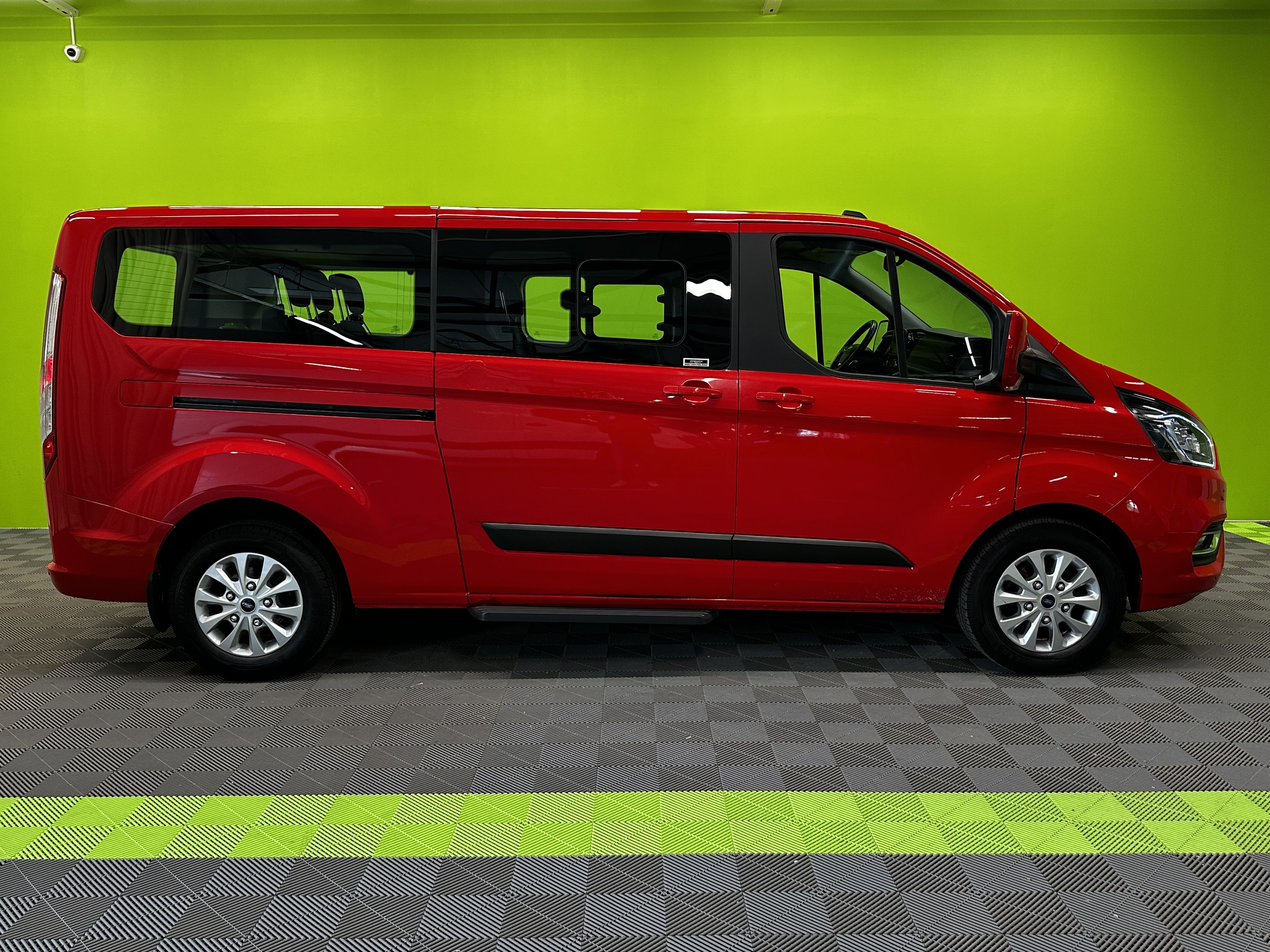 Ford Tourneo Custom 2021