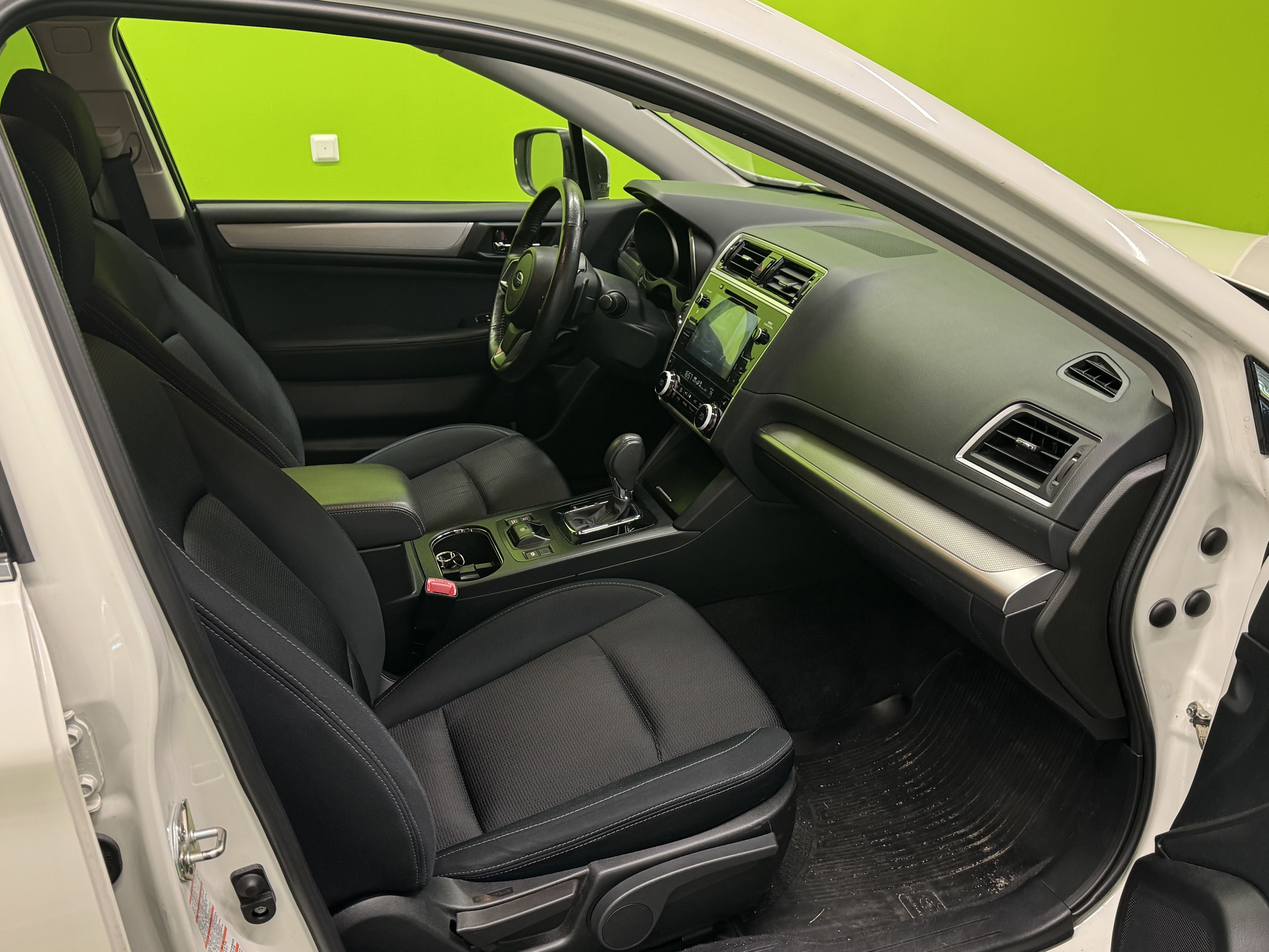 Subaru Outback 2018