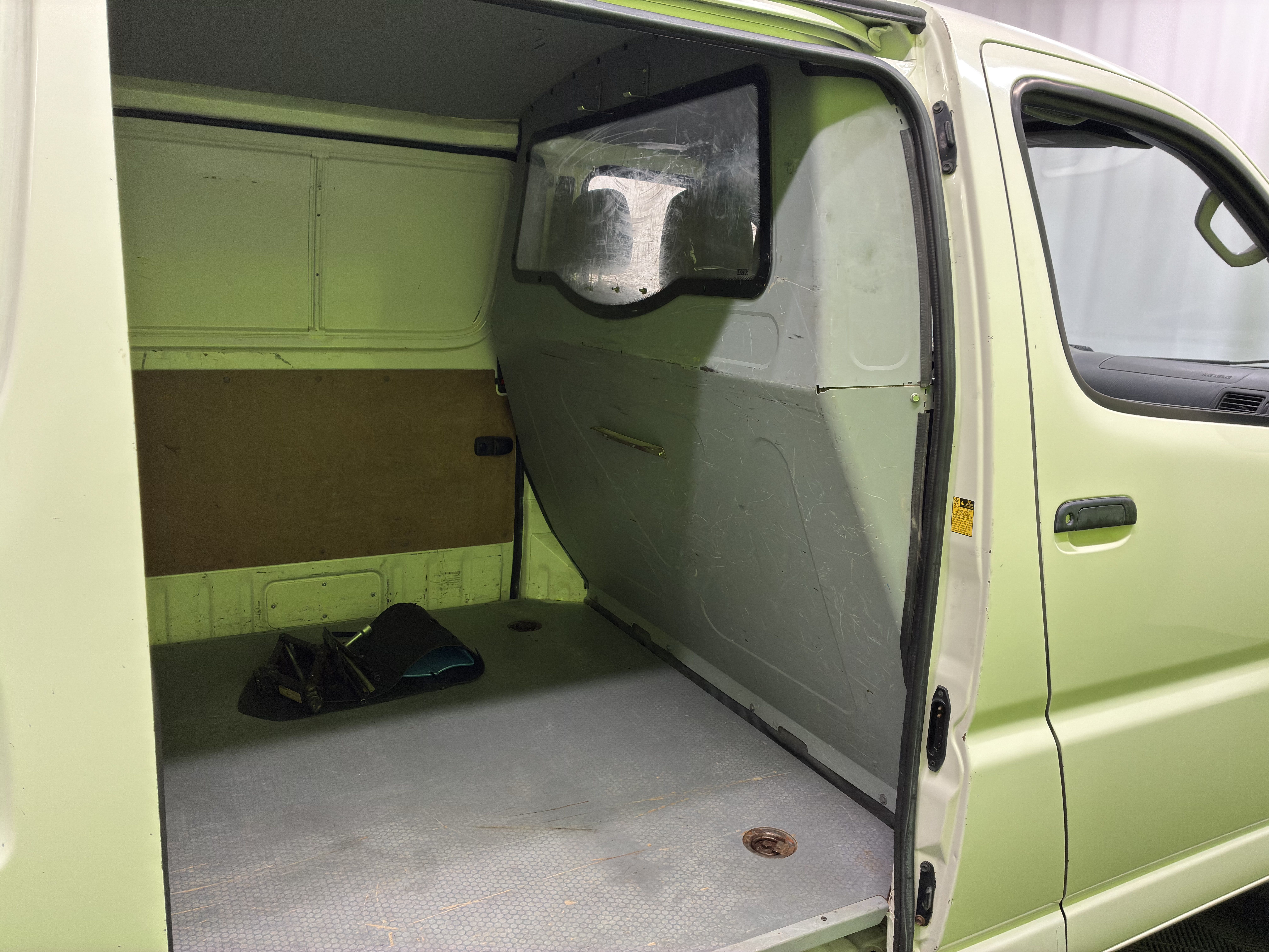 Toyota Hiace 2010