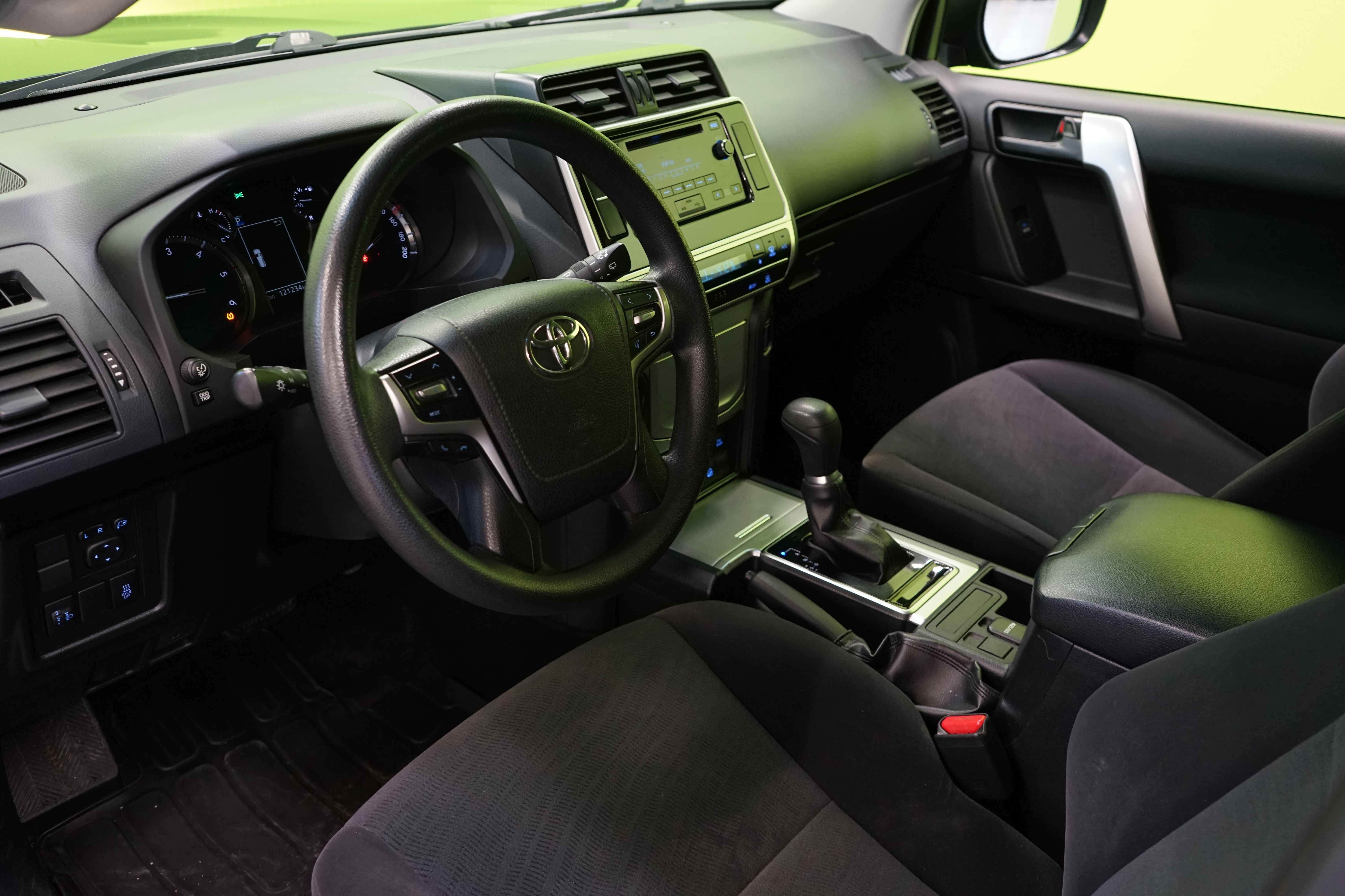 Toyota Land Cruiser 2018
