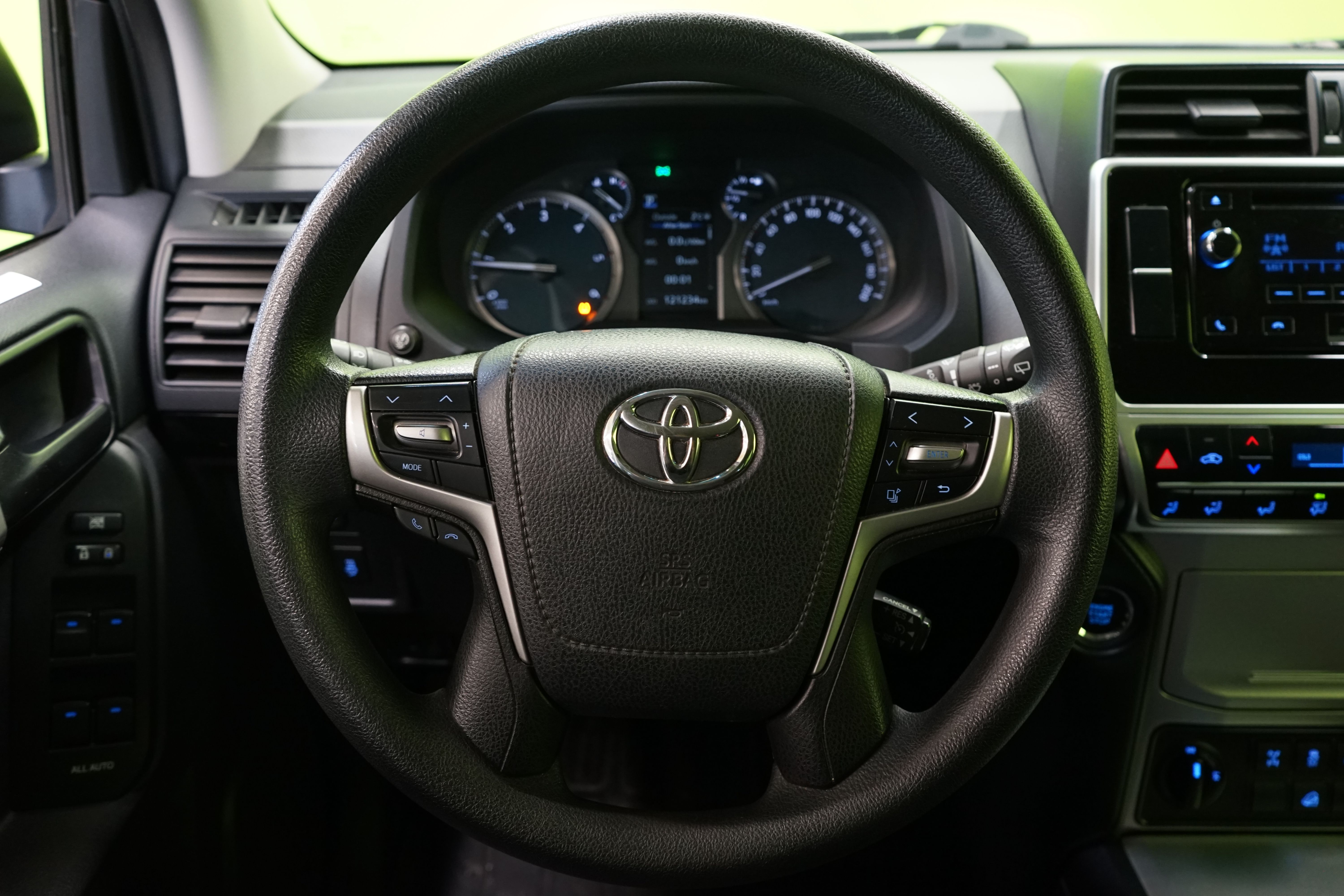 Toyota Land Cruiser 2018