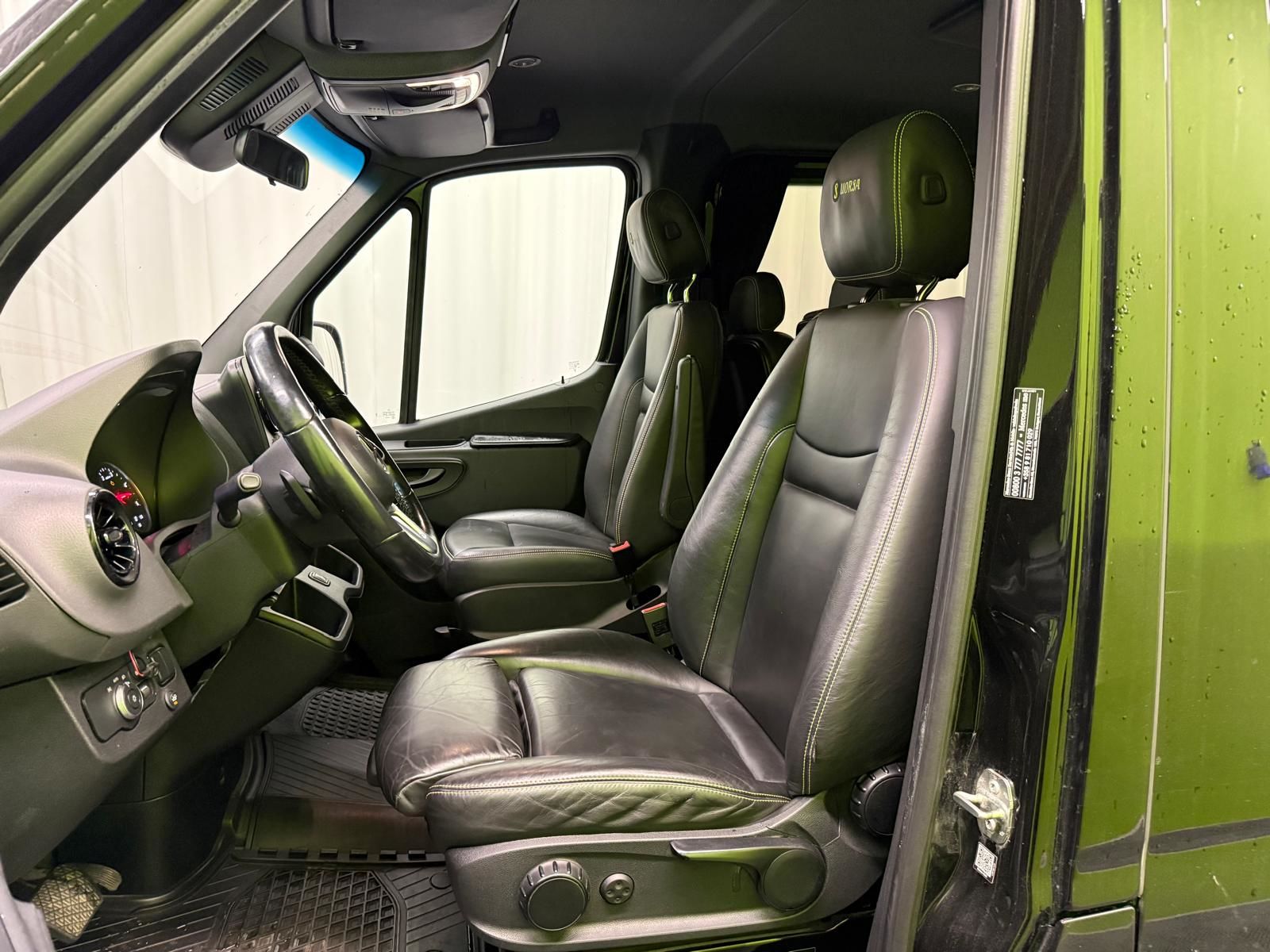 Mercedes-Benz Sprinter 2023