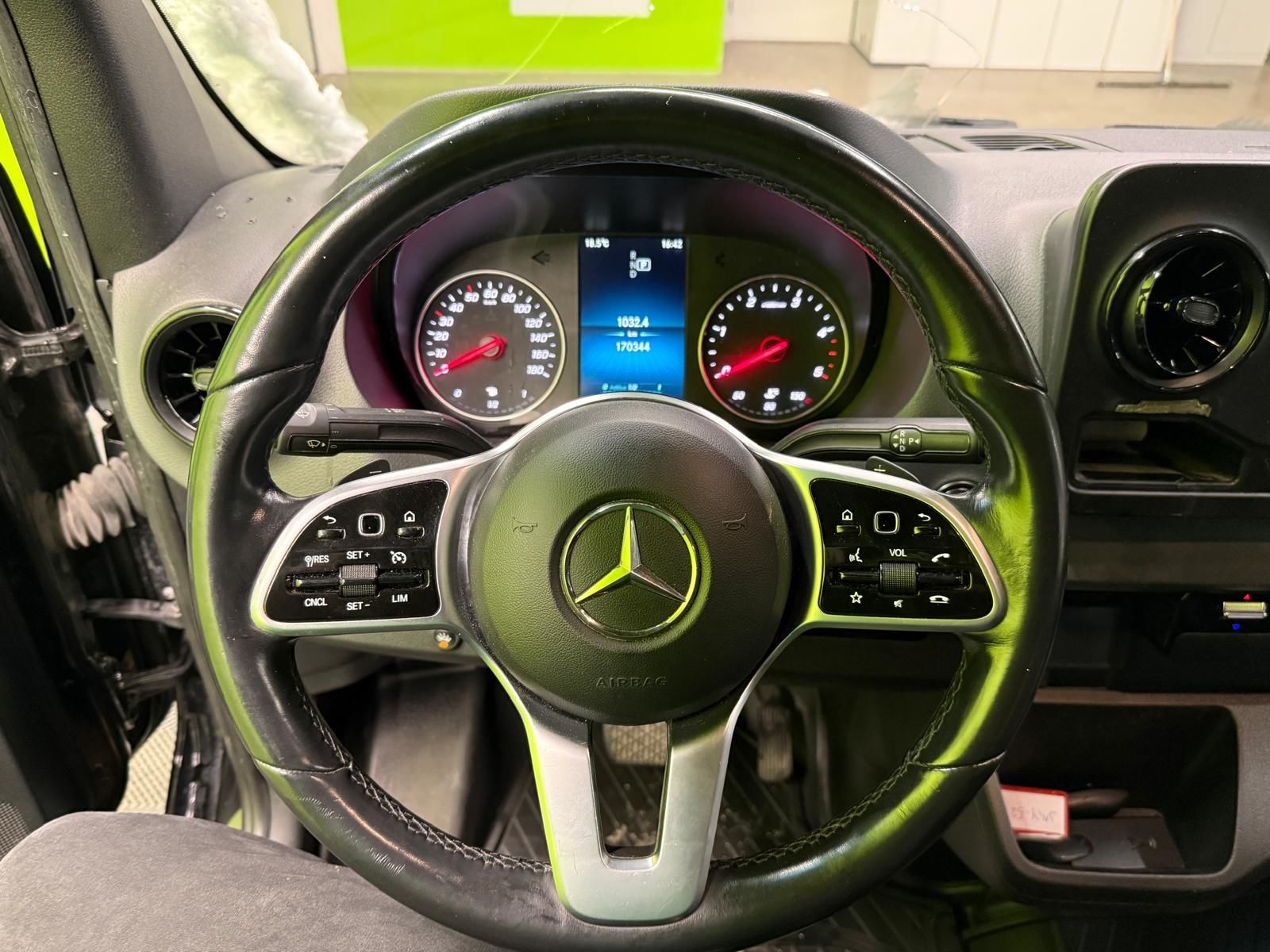 Mercedes-Benz Sprinter 2023