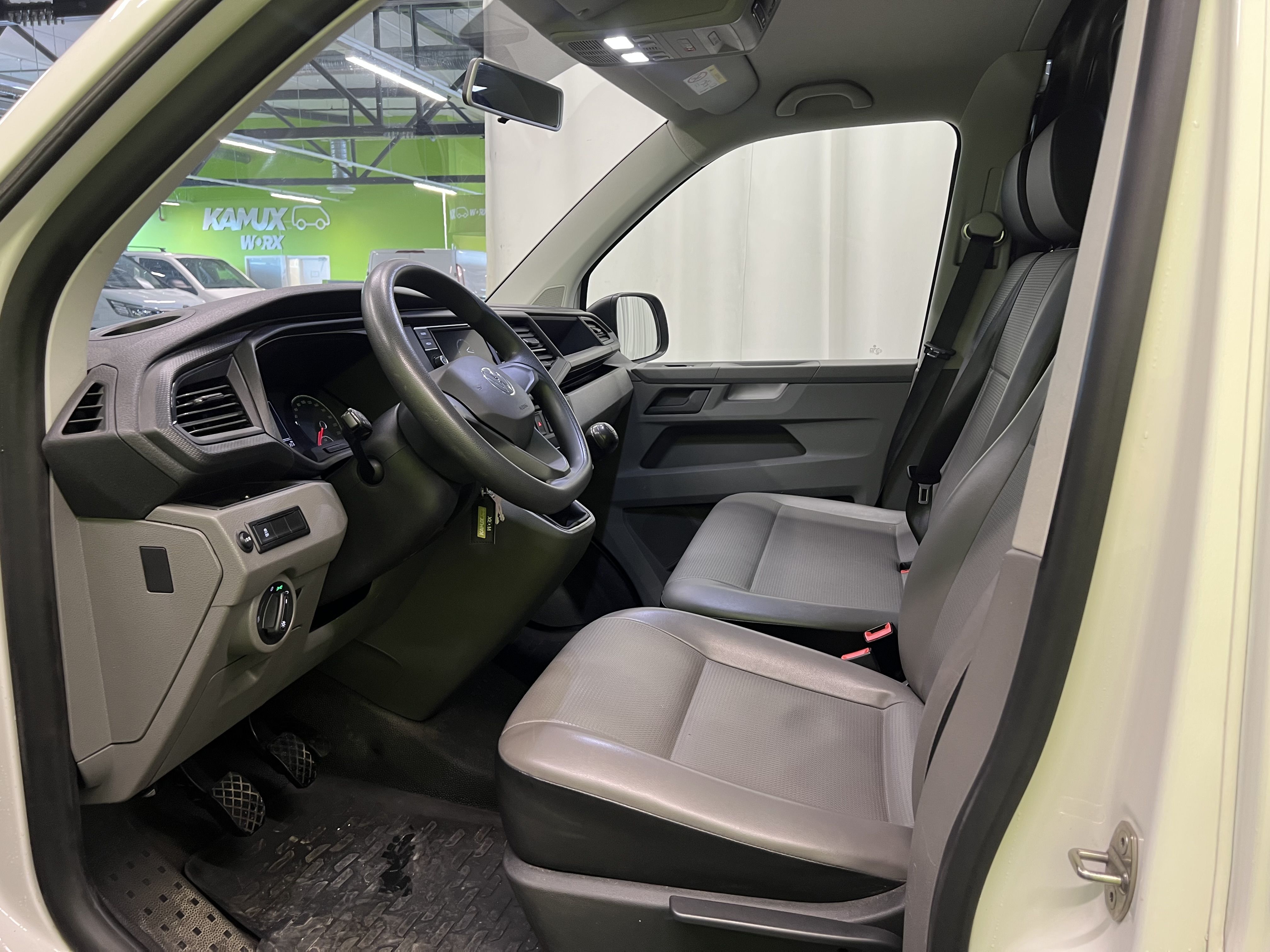 Volkswagen Transporter 2021