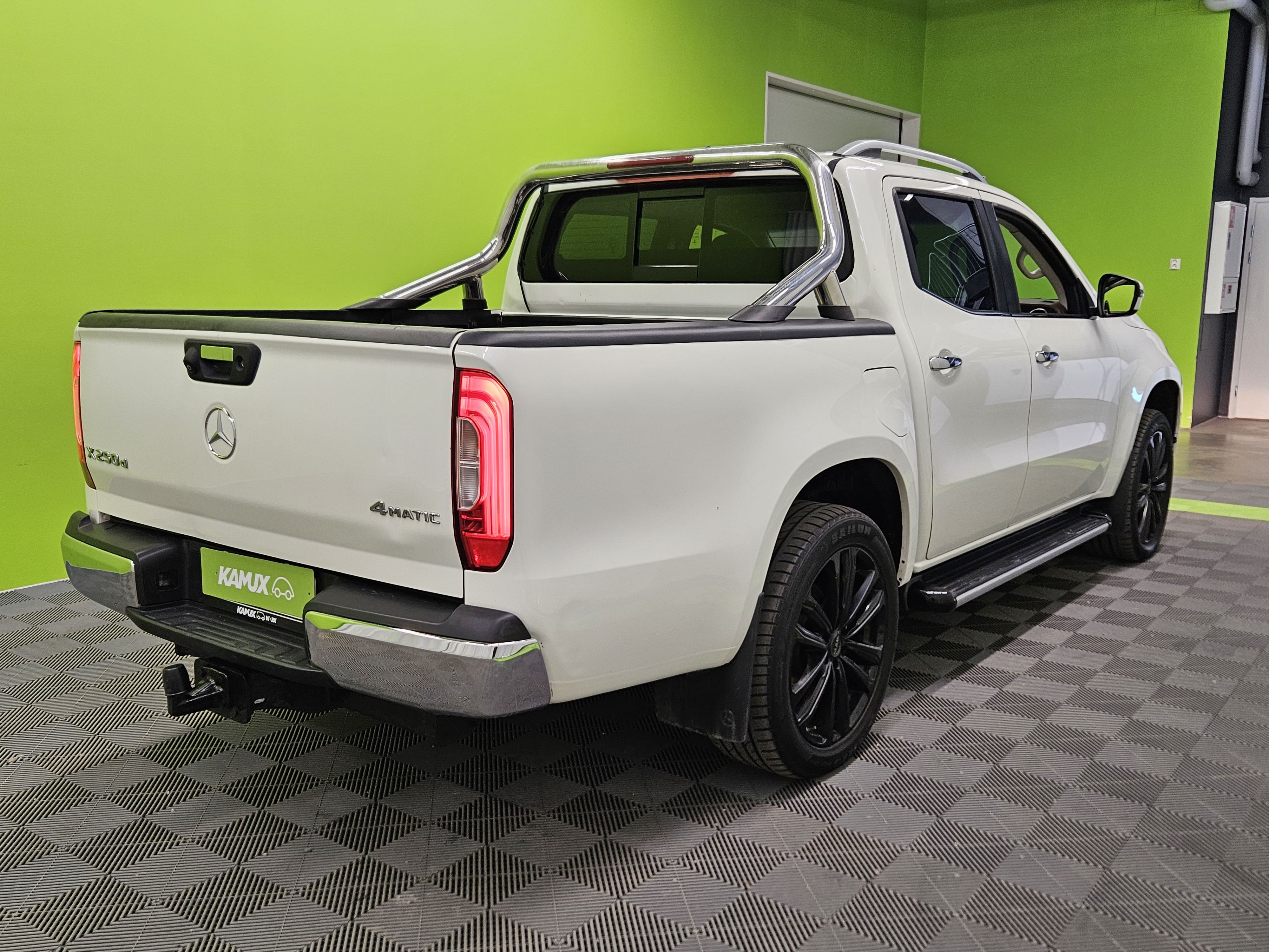 Mercedes-Benz X 2018