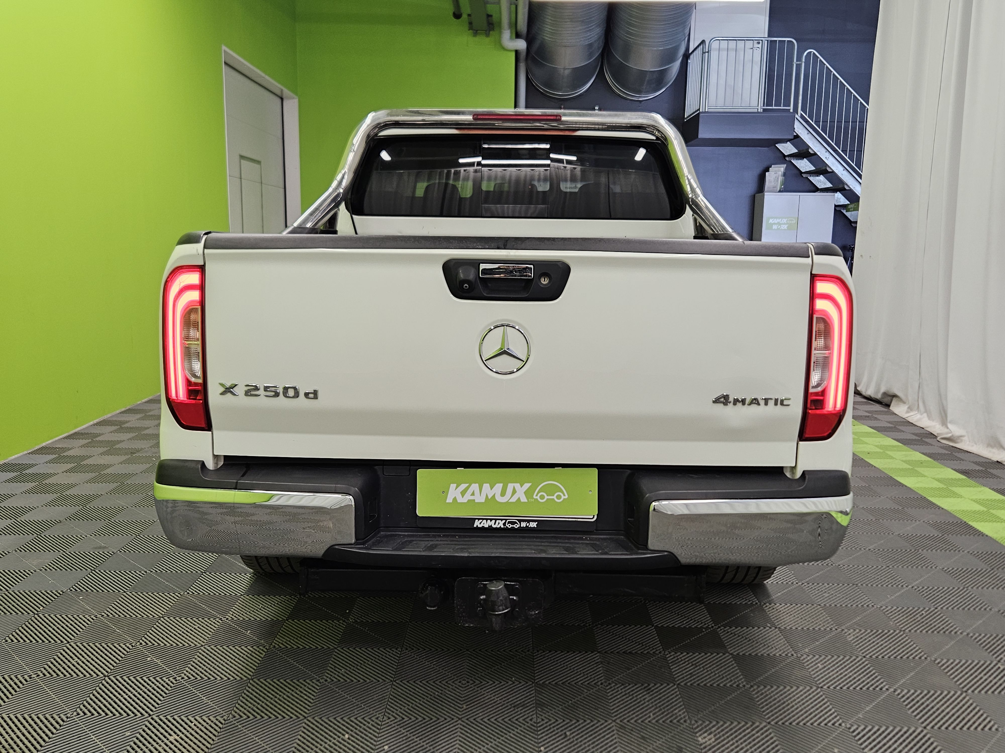 Mercedes-Benz X 2018