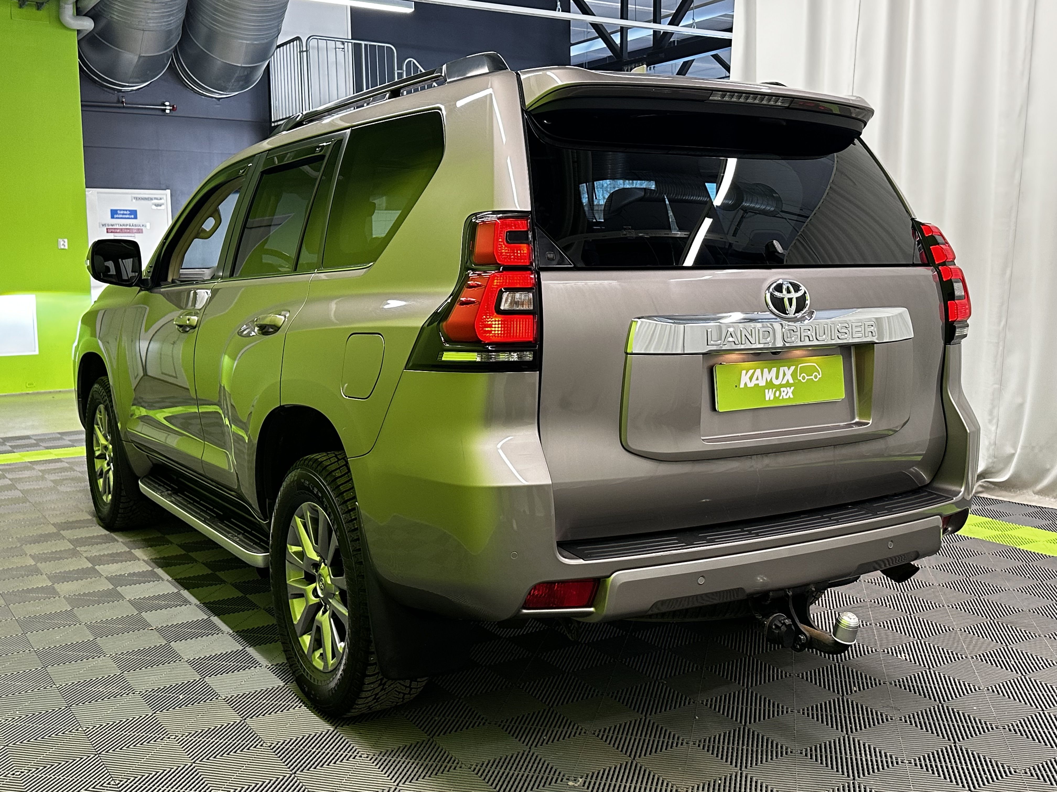 Toyota Land Cruiser 2018