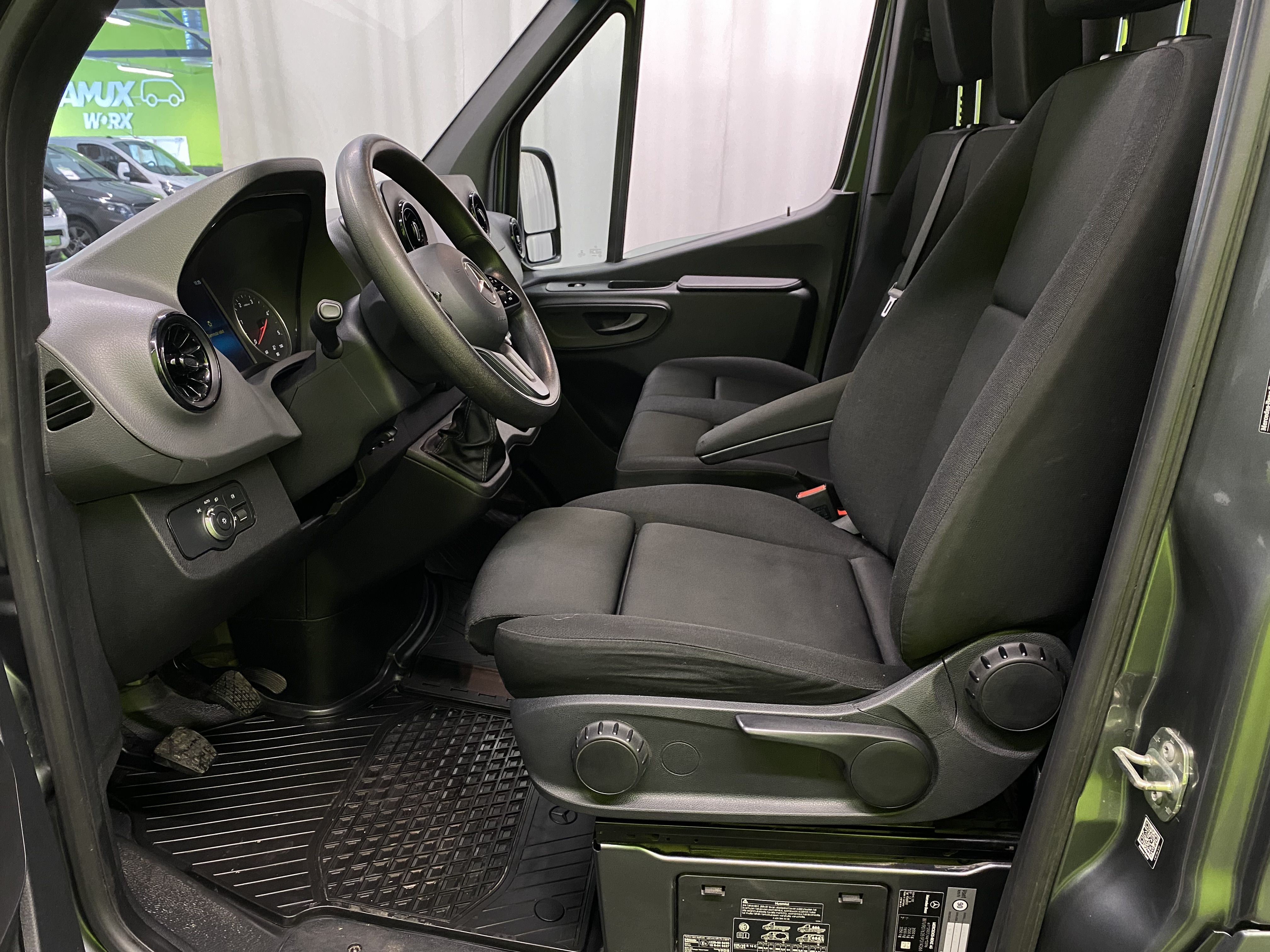 Mercedes-Benz Sprinter 2021