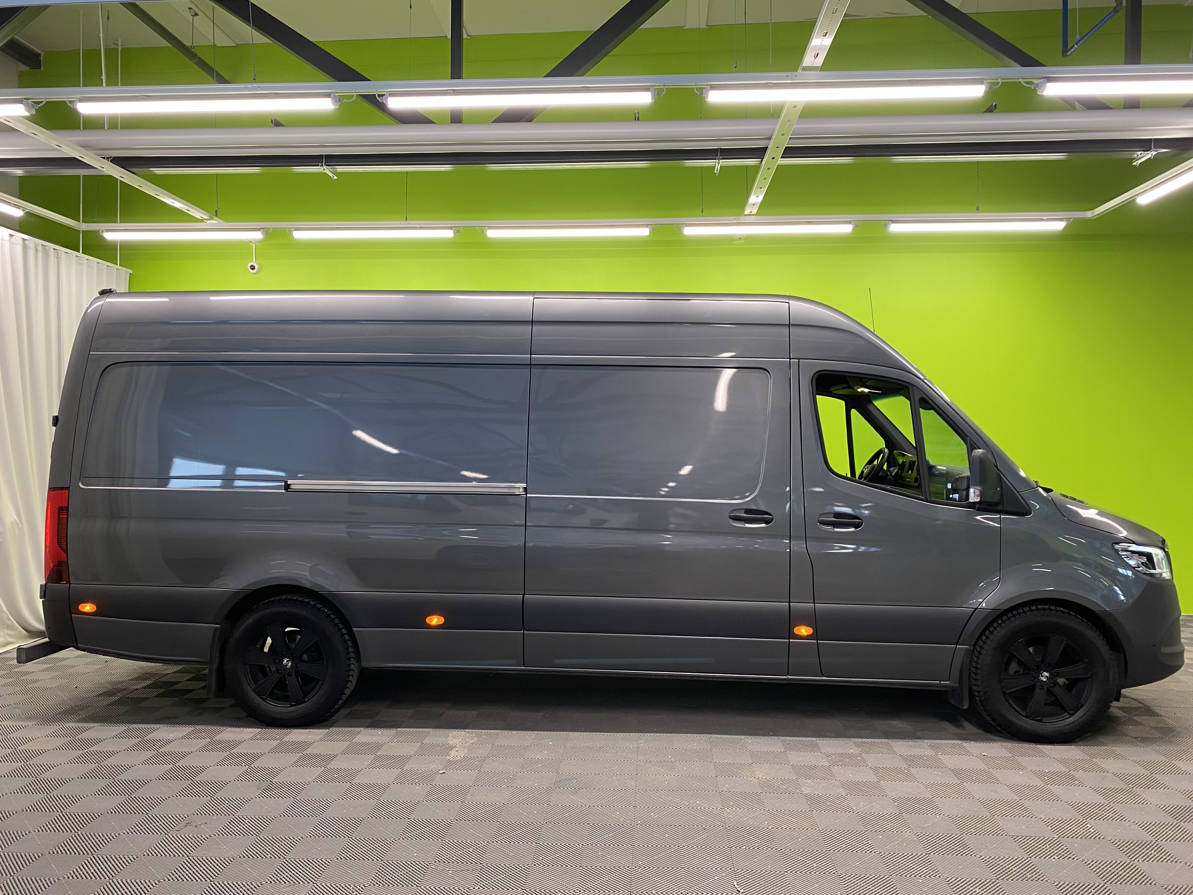 Mercedes-Benz Sprinter 2021