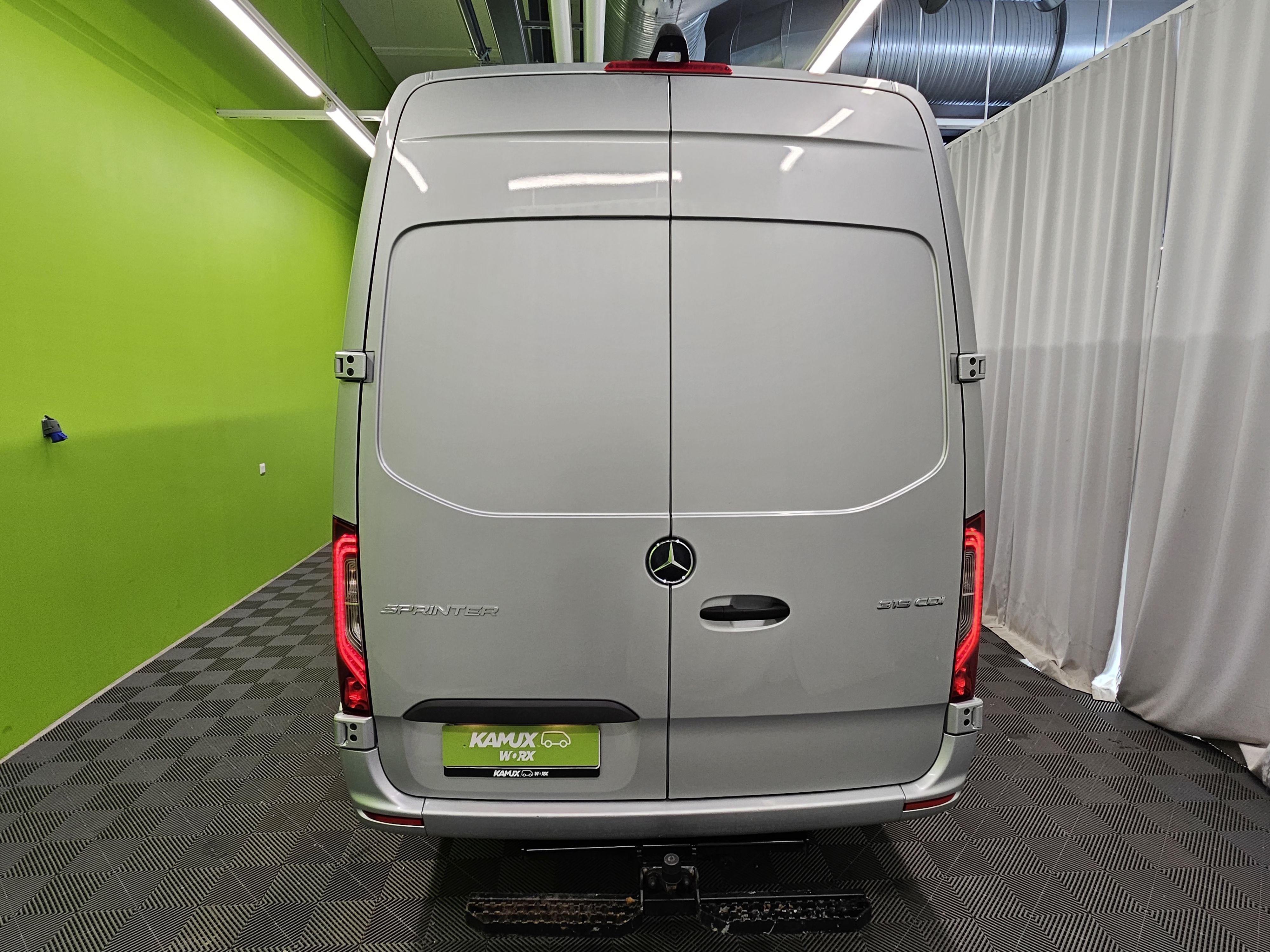 Mercedes-Benz Sprinter 2021