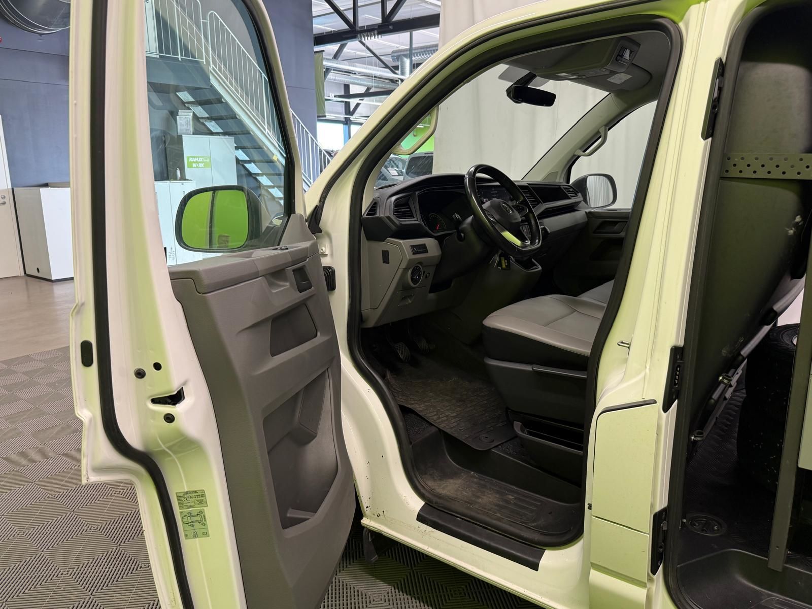 Volkswagen Transporter 2021