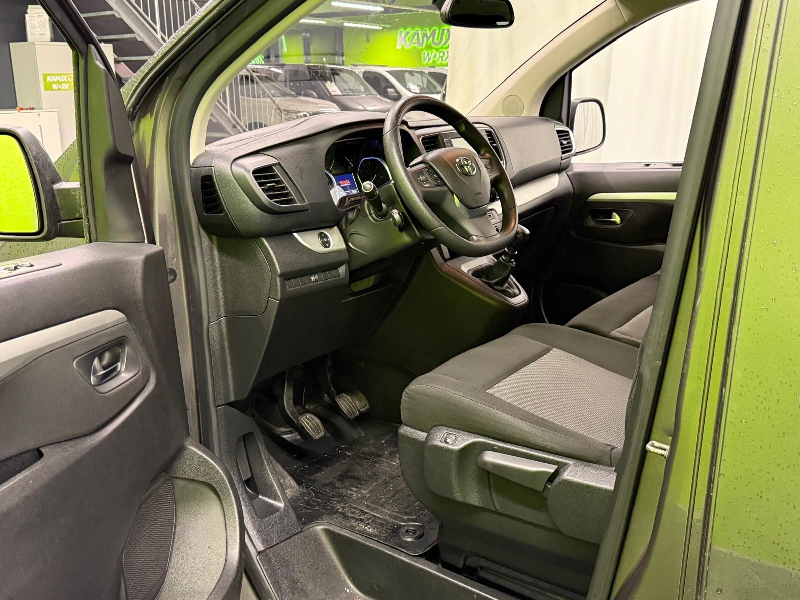 Toyota Proace Verso 2017
