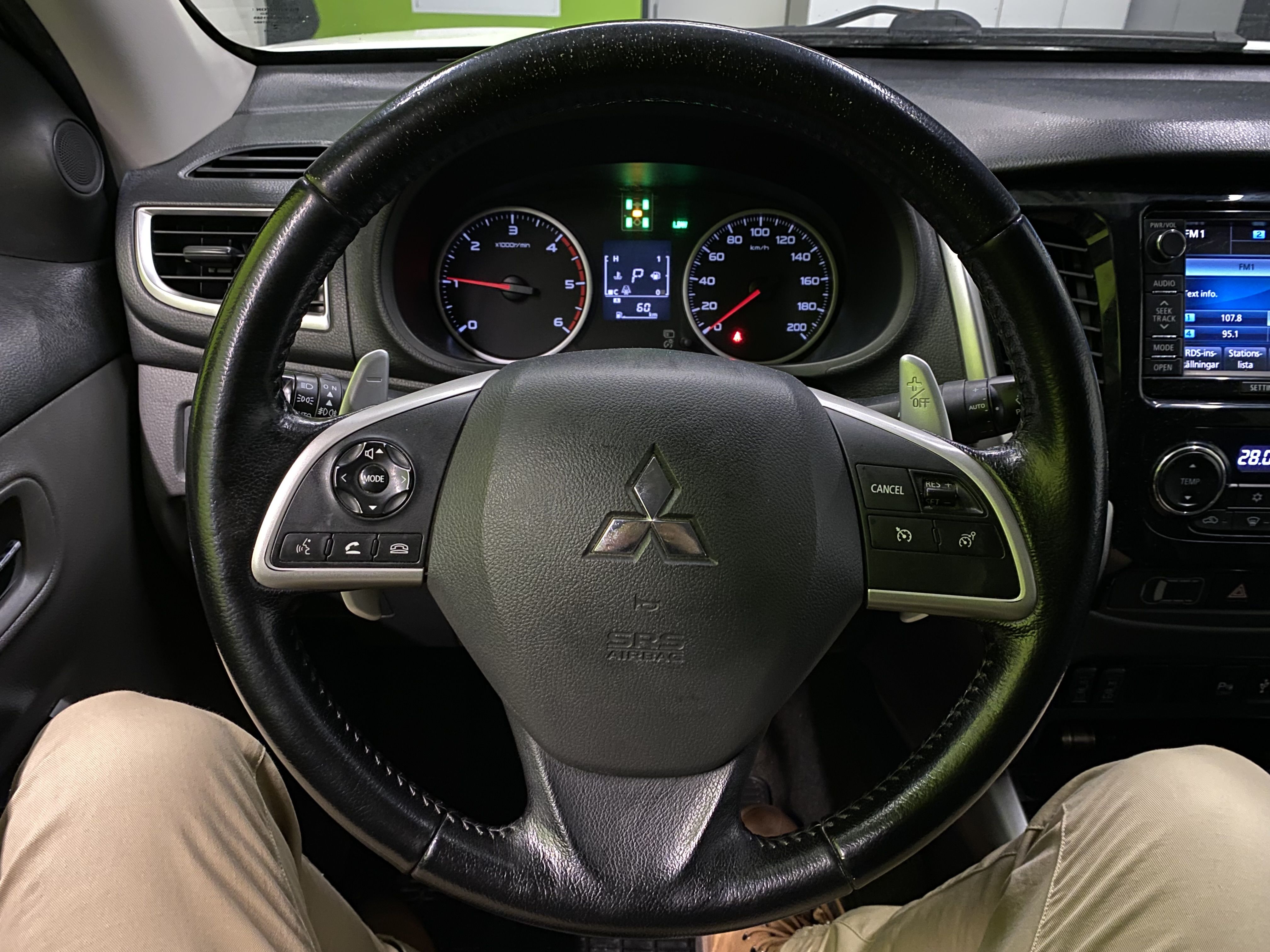 Mitsubishi L200 2016