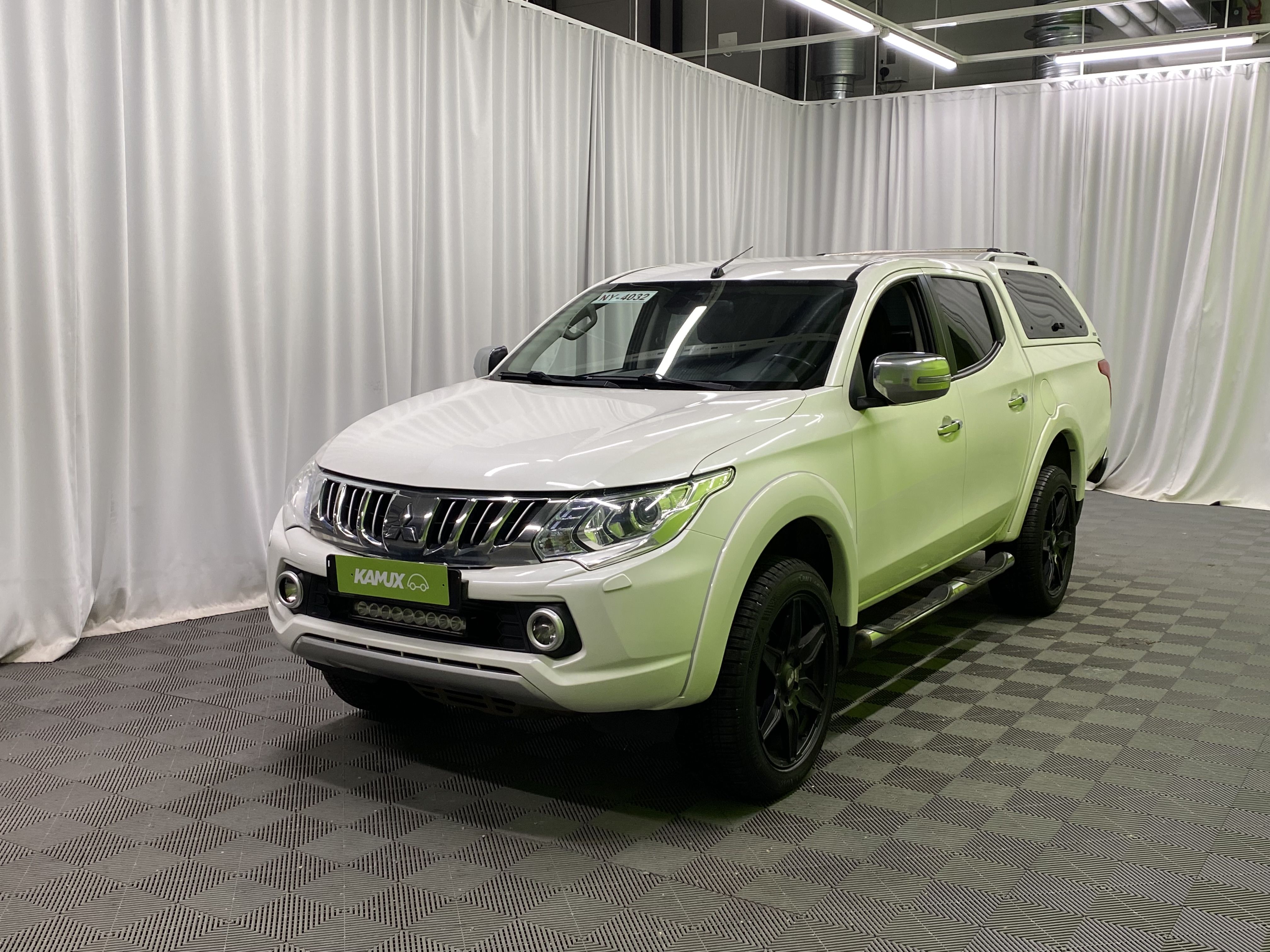 Mitsubishi L200 2016