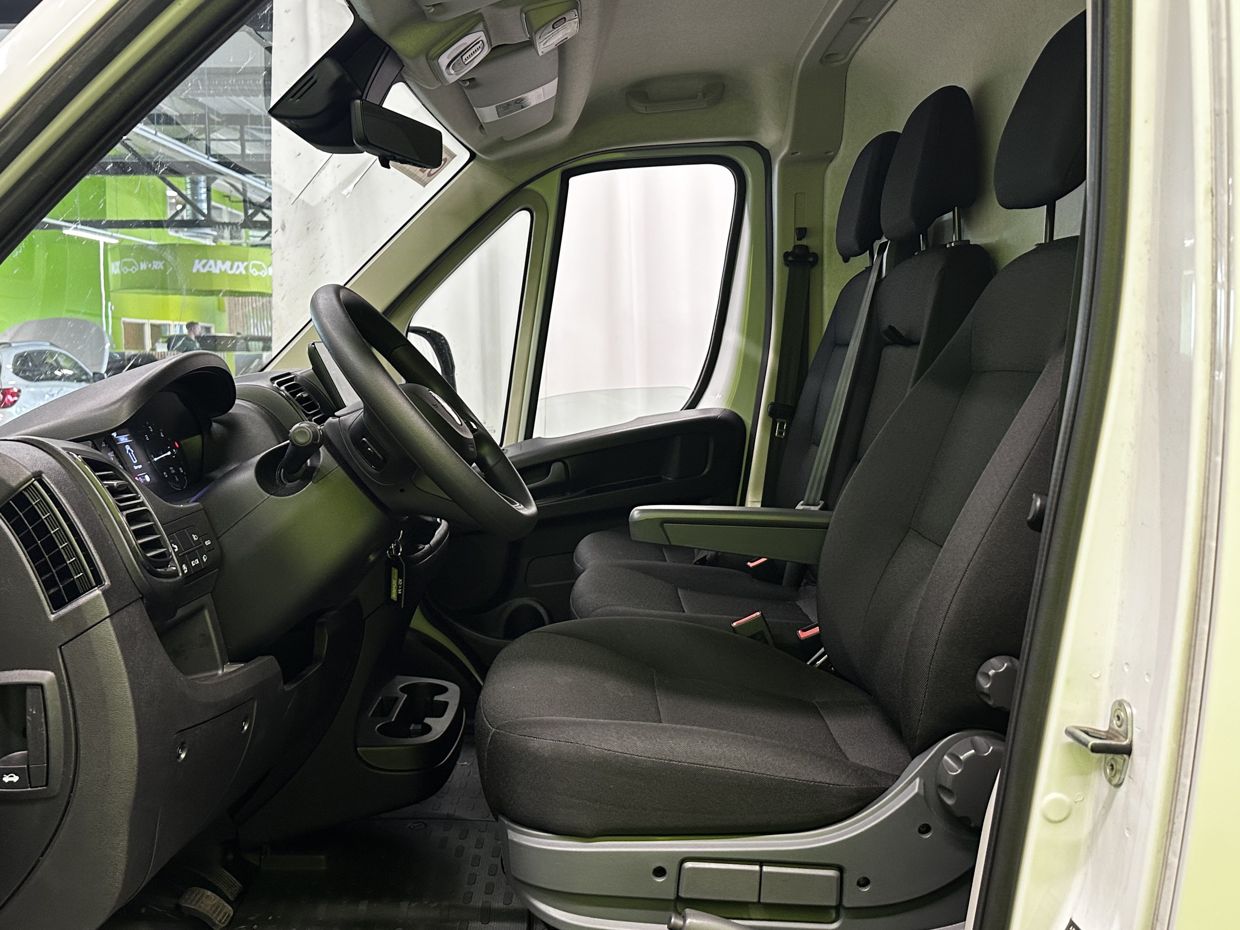 Opel Movano 2024