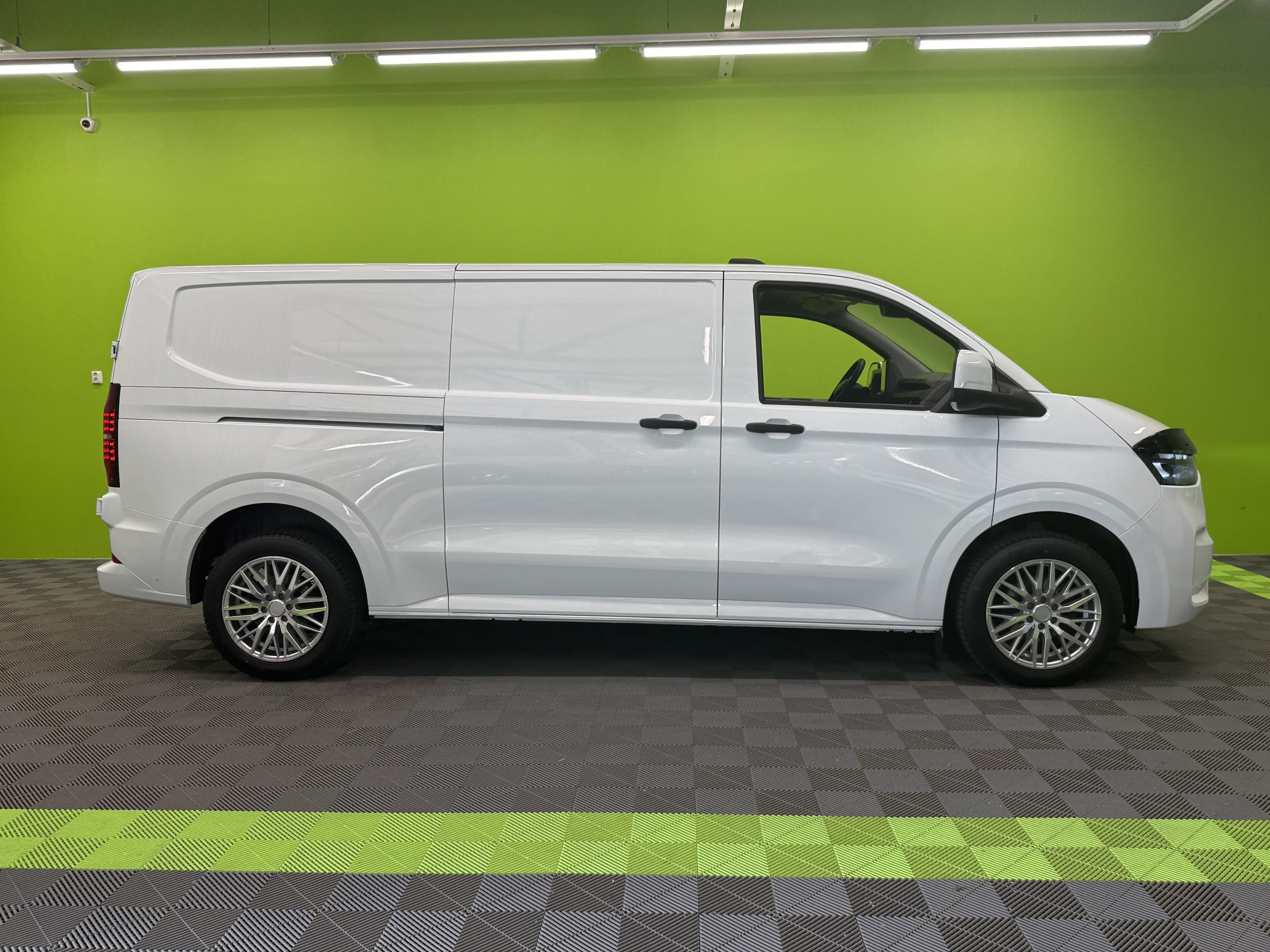 Volkswagen Transporter 2025