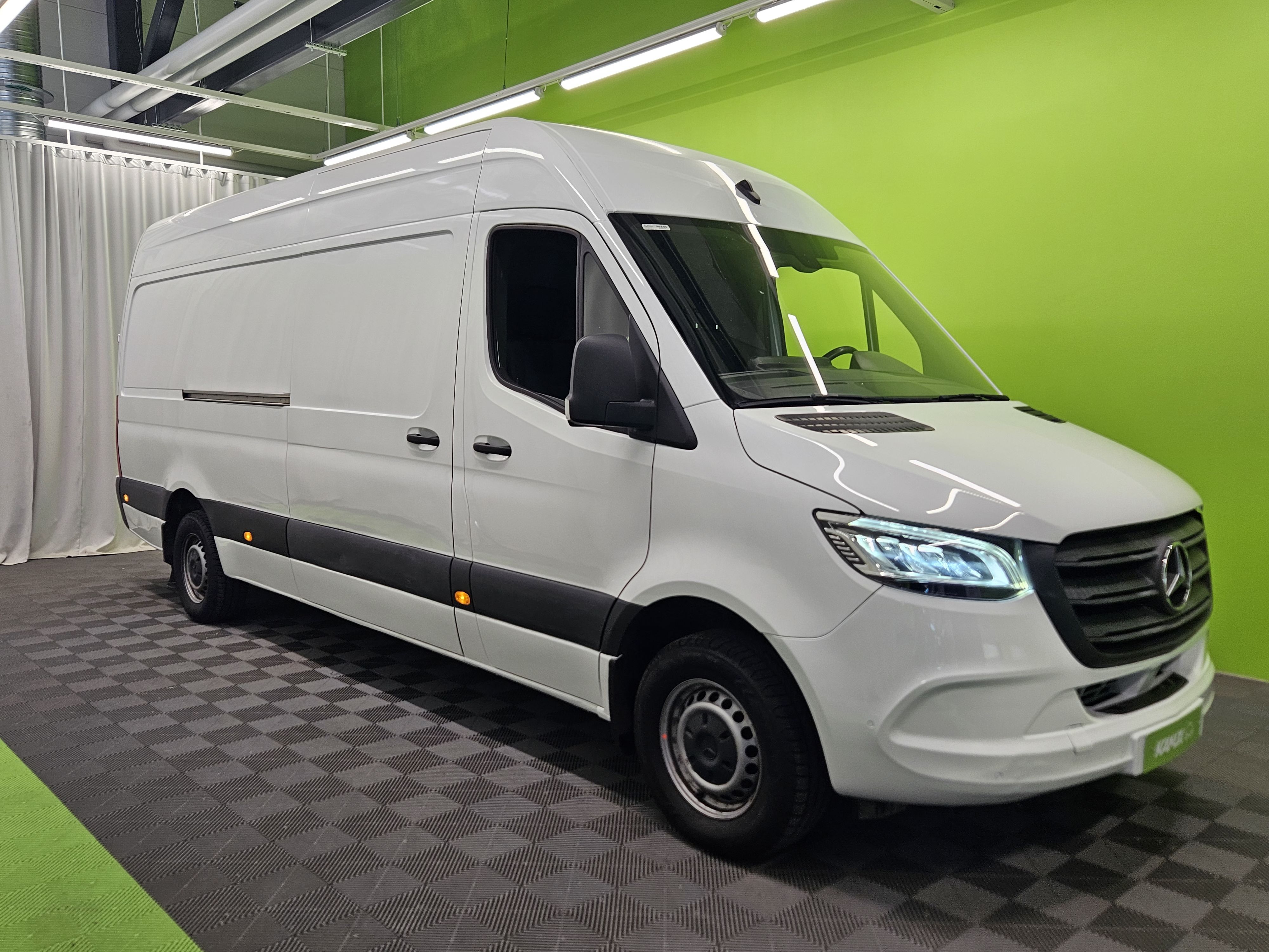 Mercedes-Benz Sprinter 2021