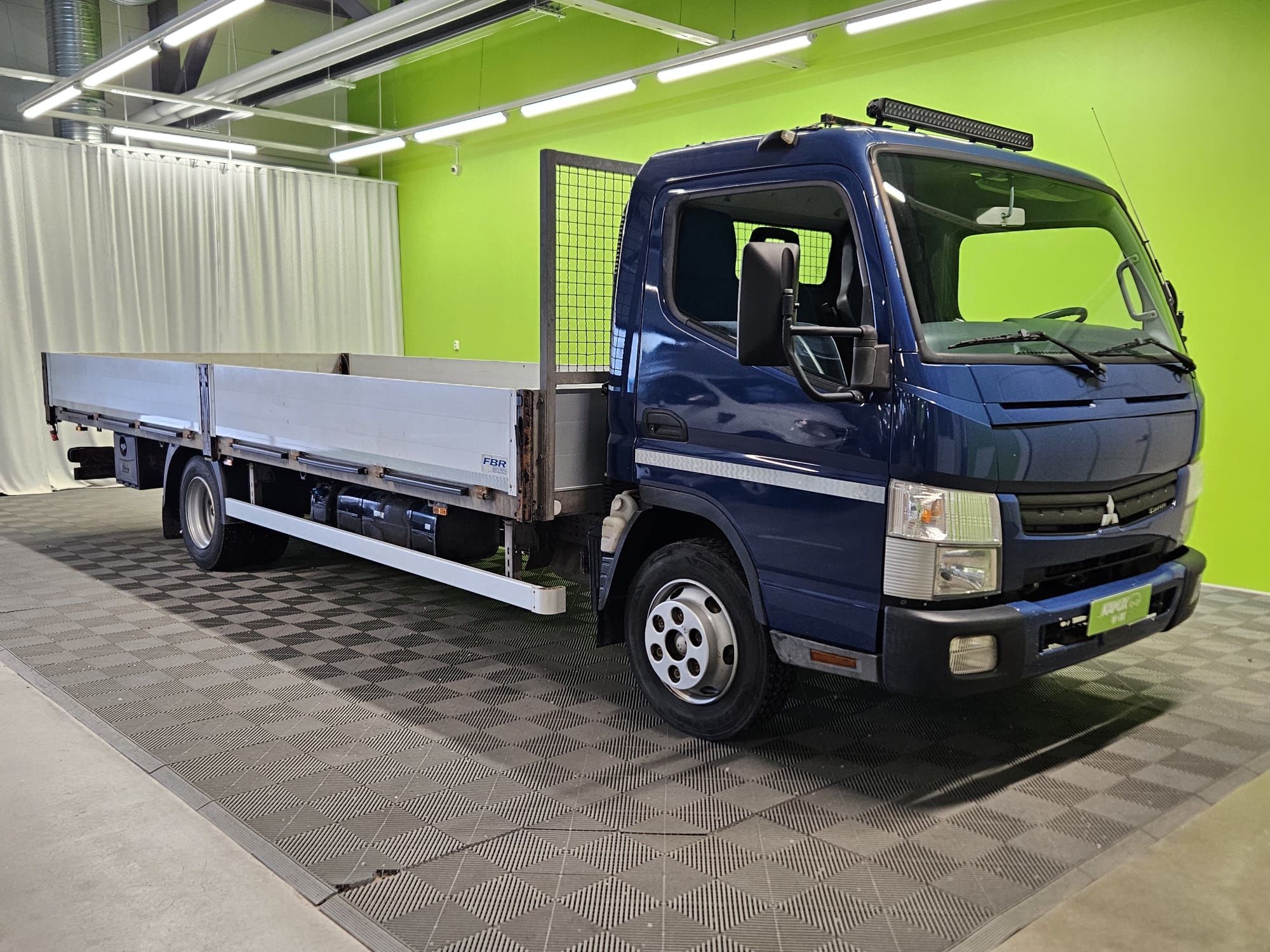 Mitsubishi Canter 2015