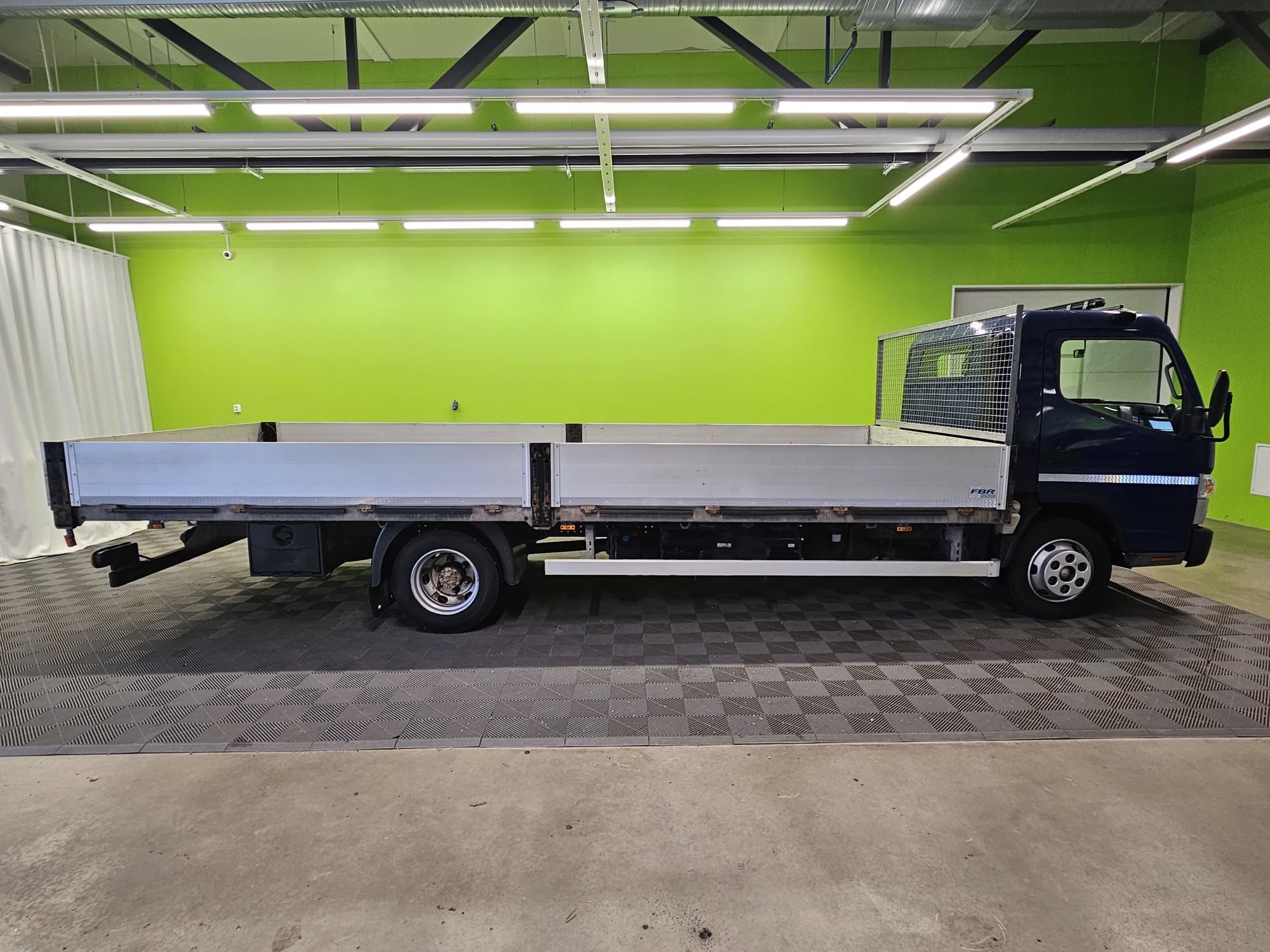 Mitsubishi Canter 2015