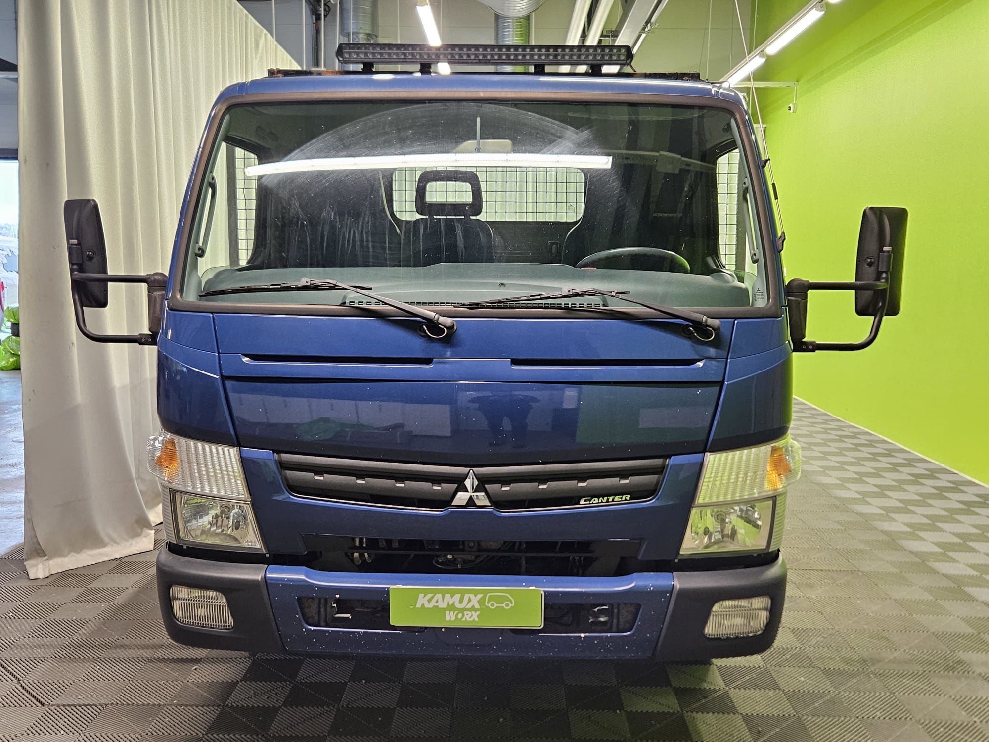 Mitsubishi Canter 2015