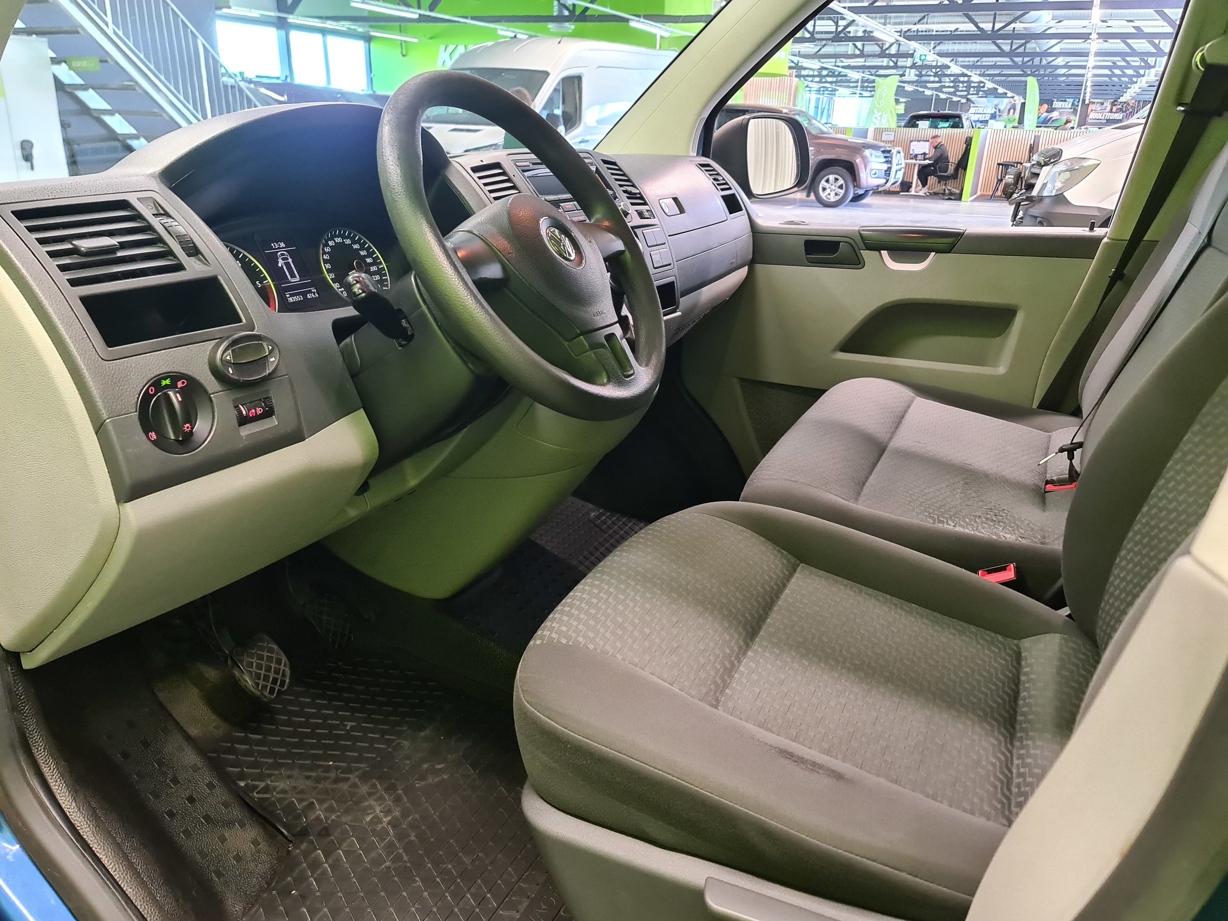 Volkswagen Transporter 2012