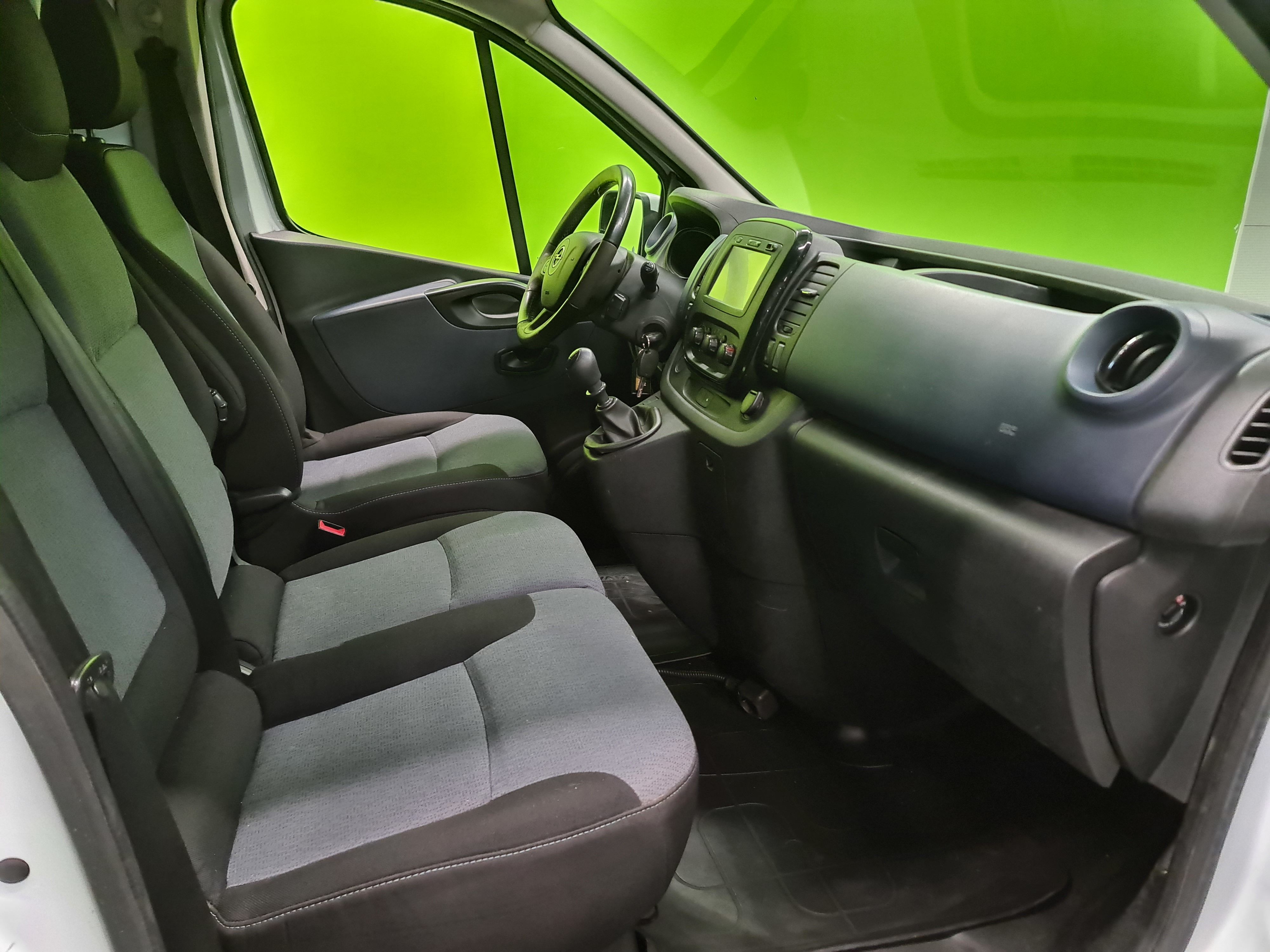 Opel Vivaro 2015