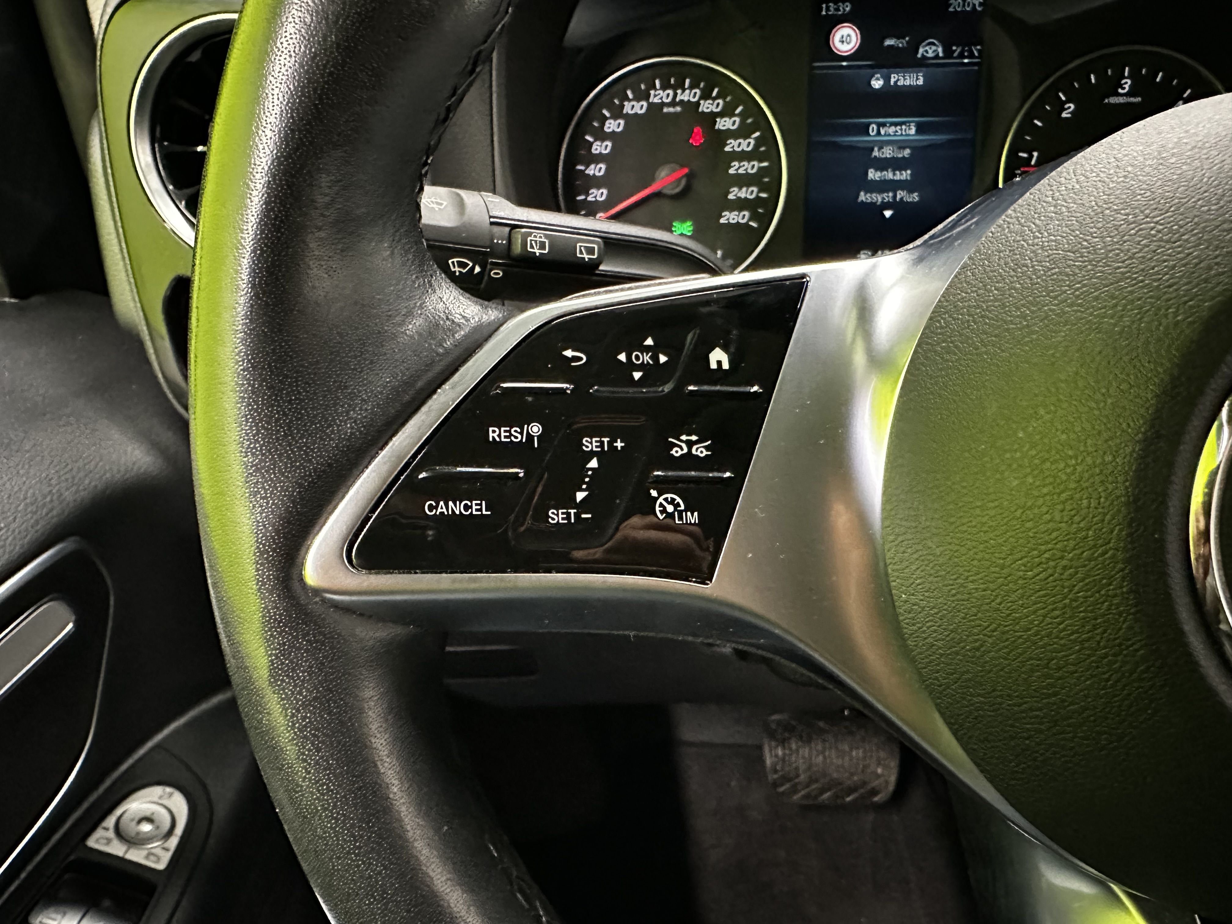 Mercedes-Benz Vito 2024