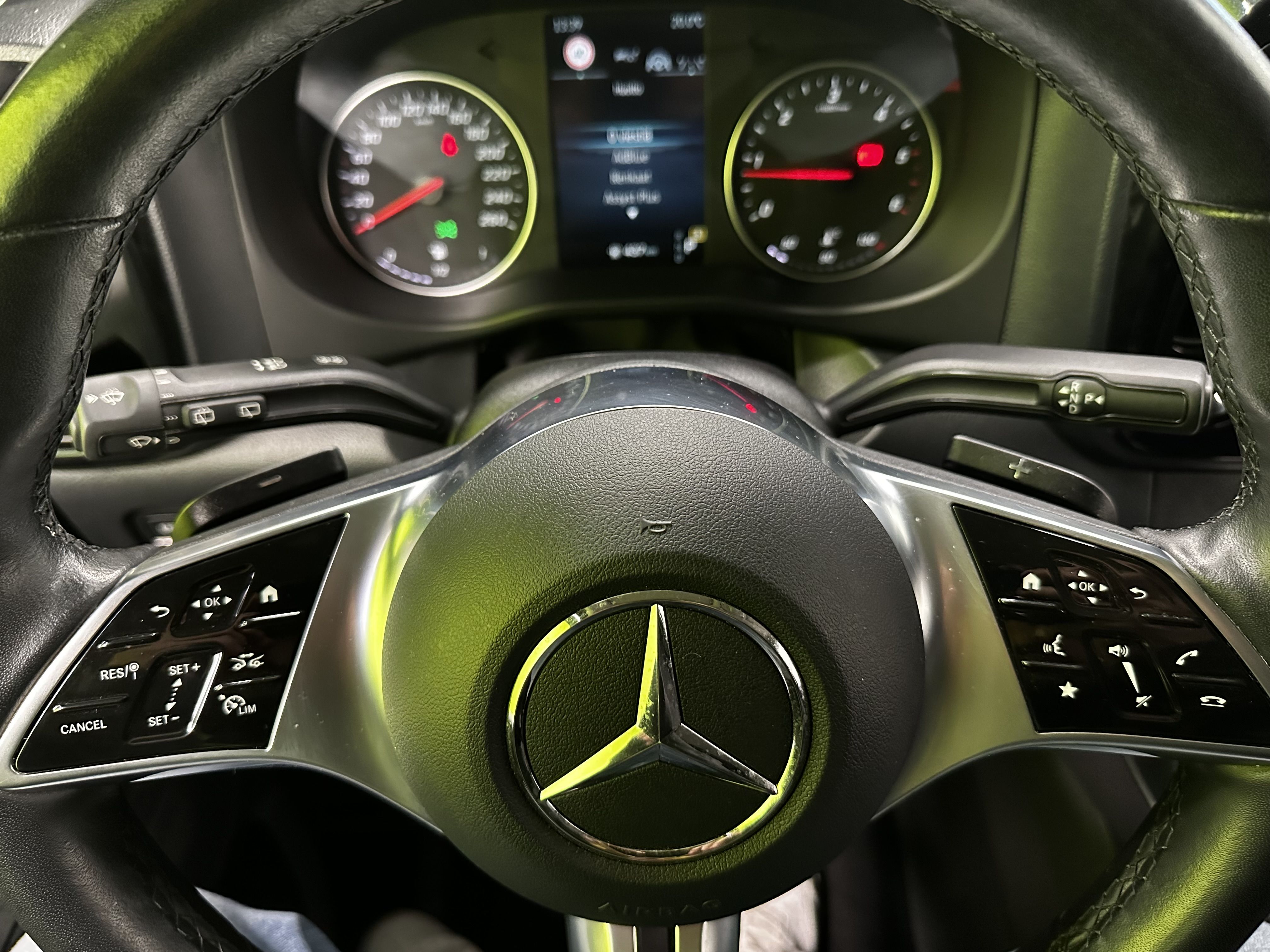 Mercedes-Benz Vito 2024