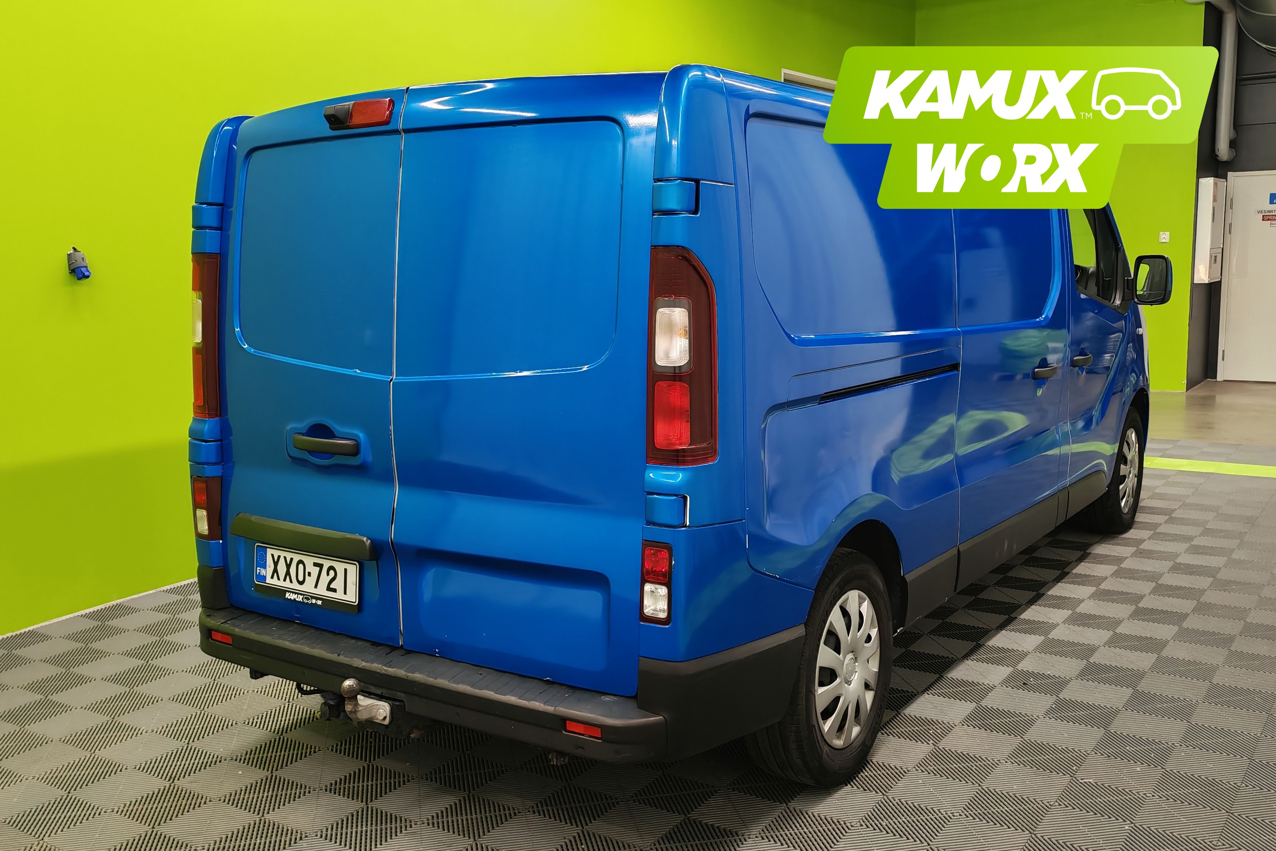 Nissan NV300 2021