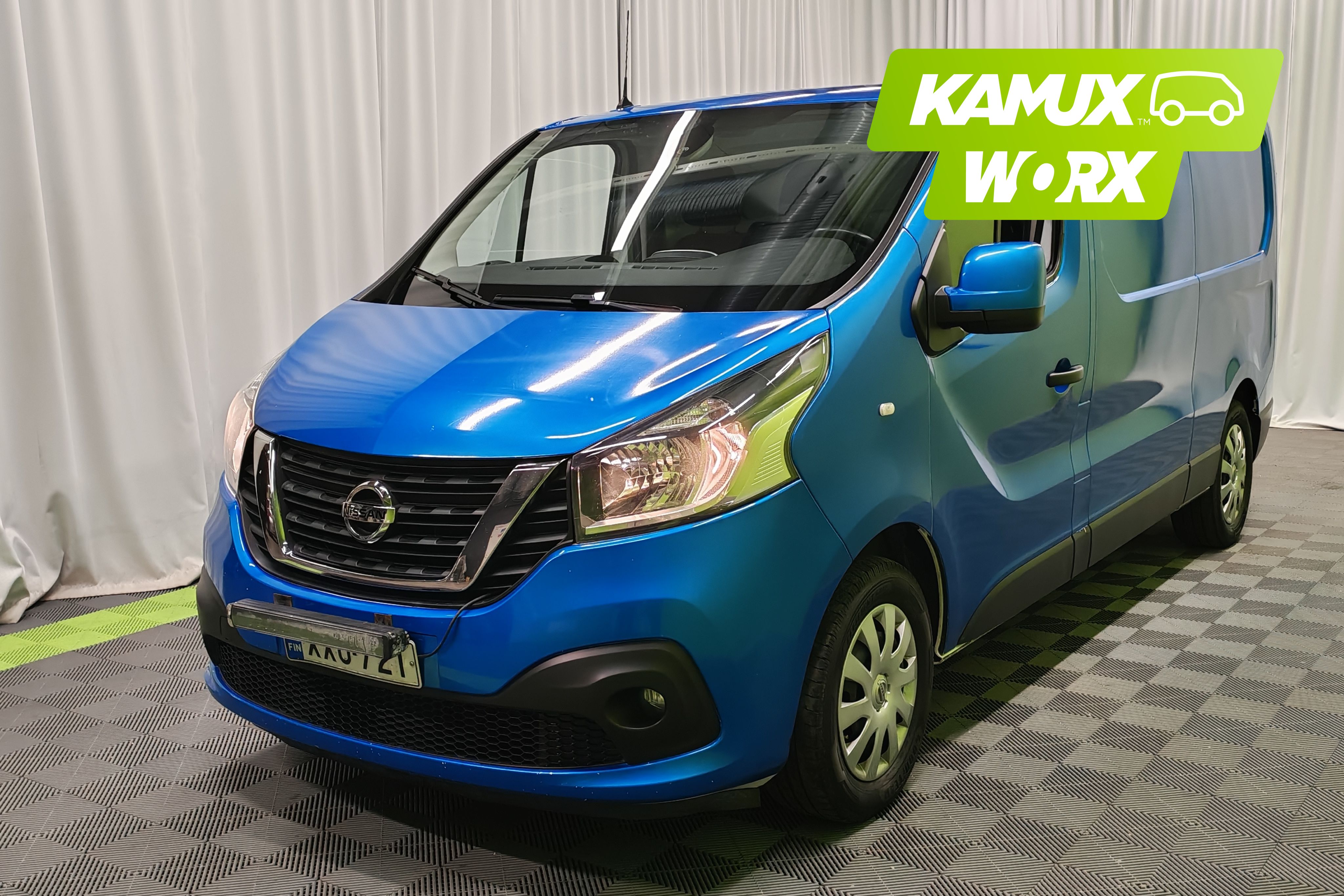 Nissan NV300 2021