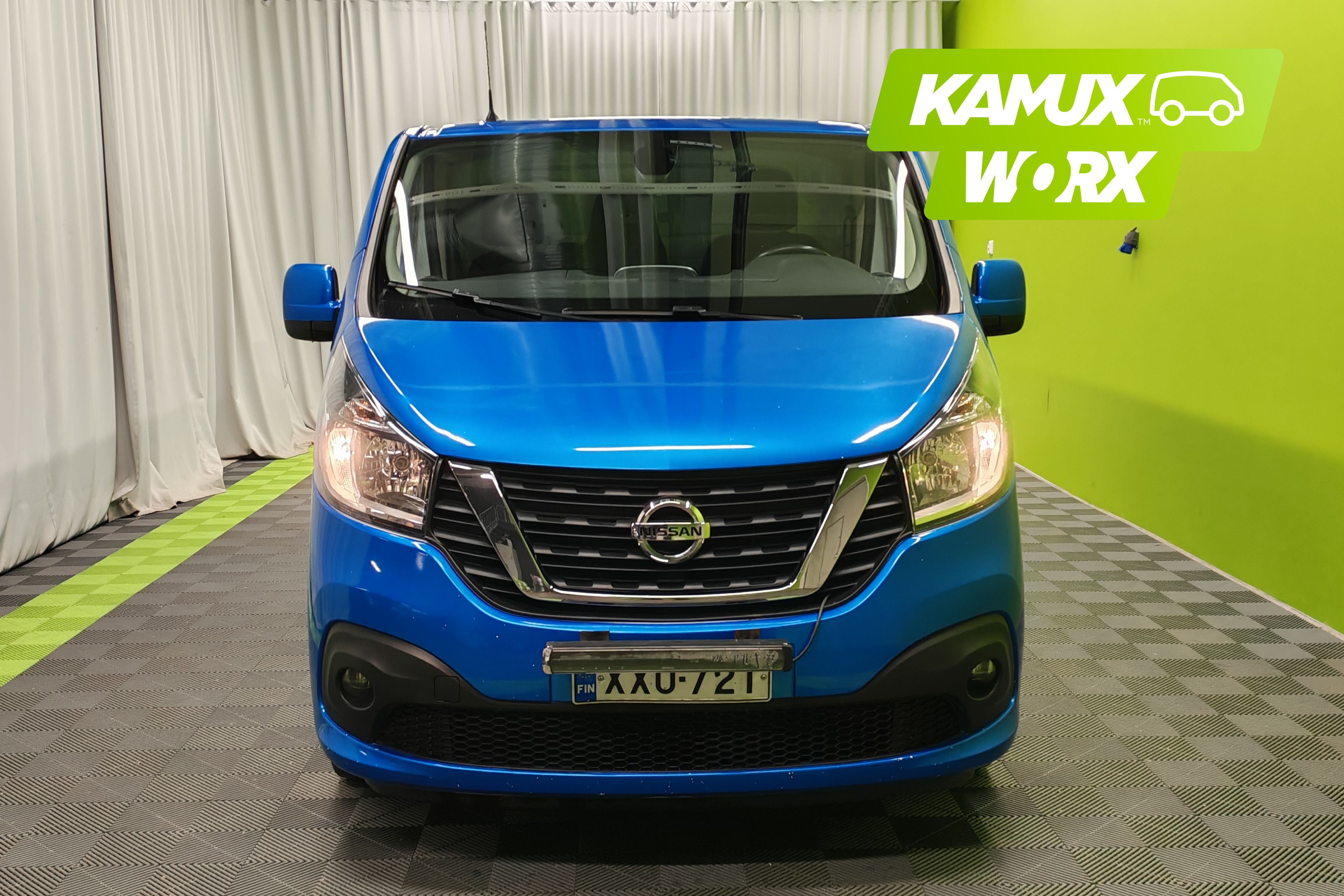 Nissan NV300 2021