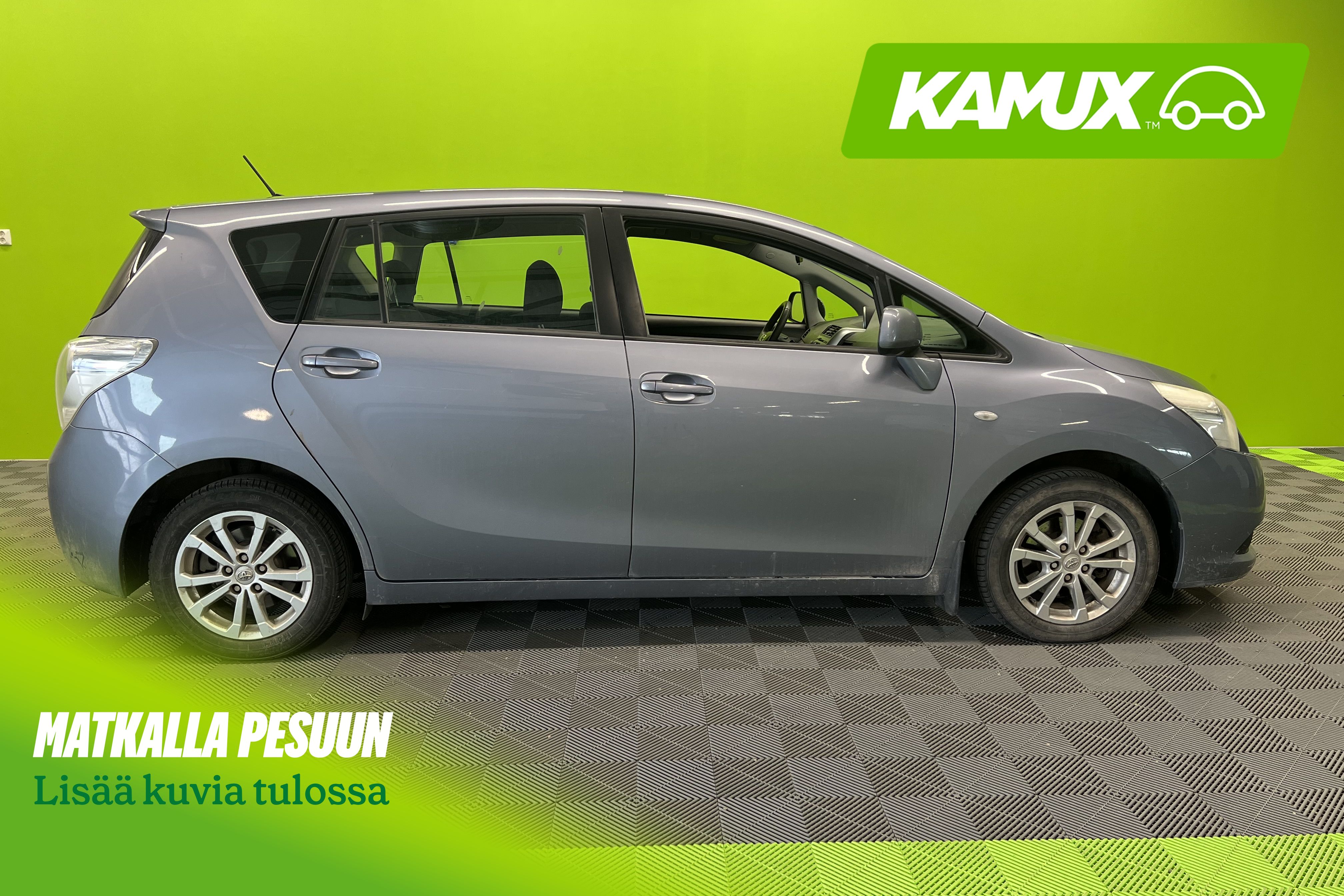 Toyota Verso 2011