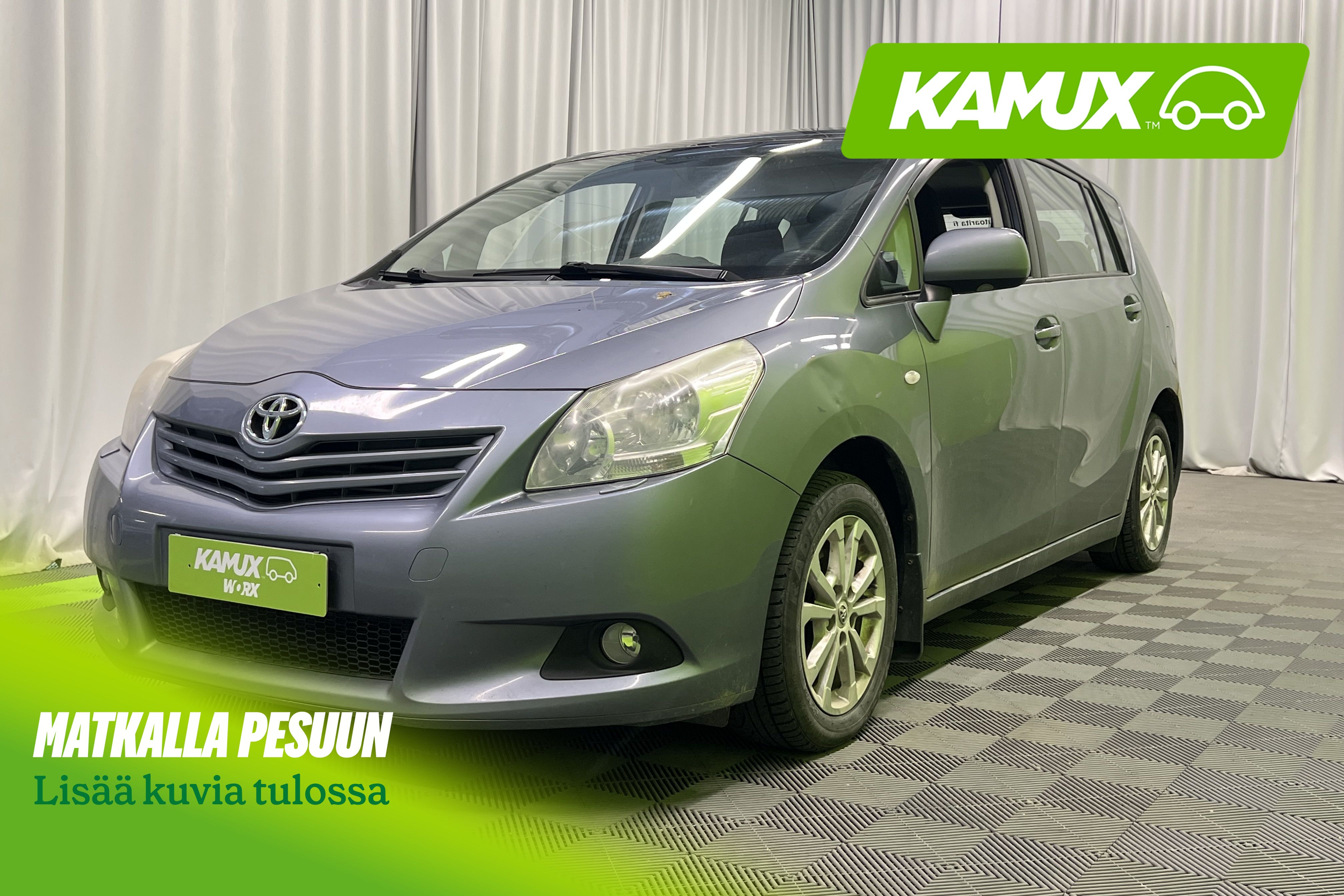 Toyota Verso 2011