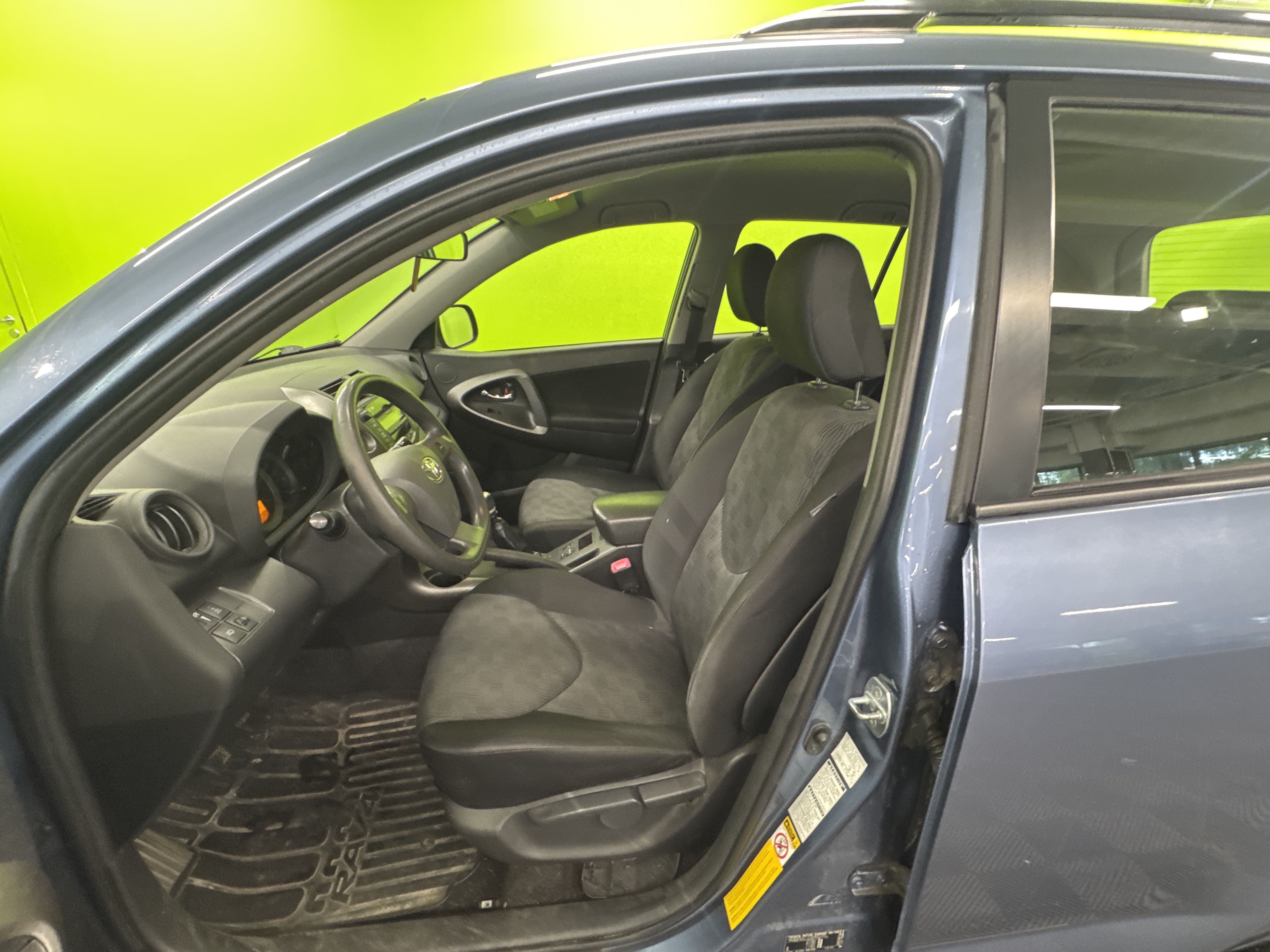 Toyota RAV4 2012