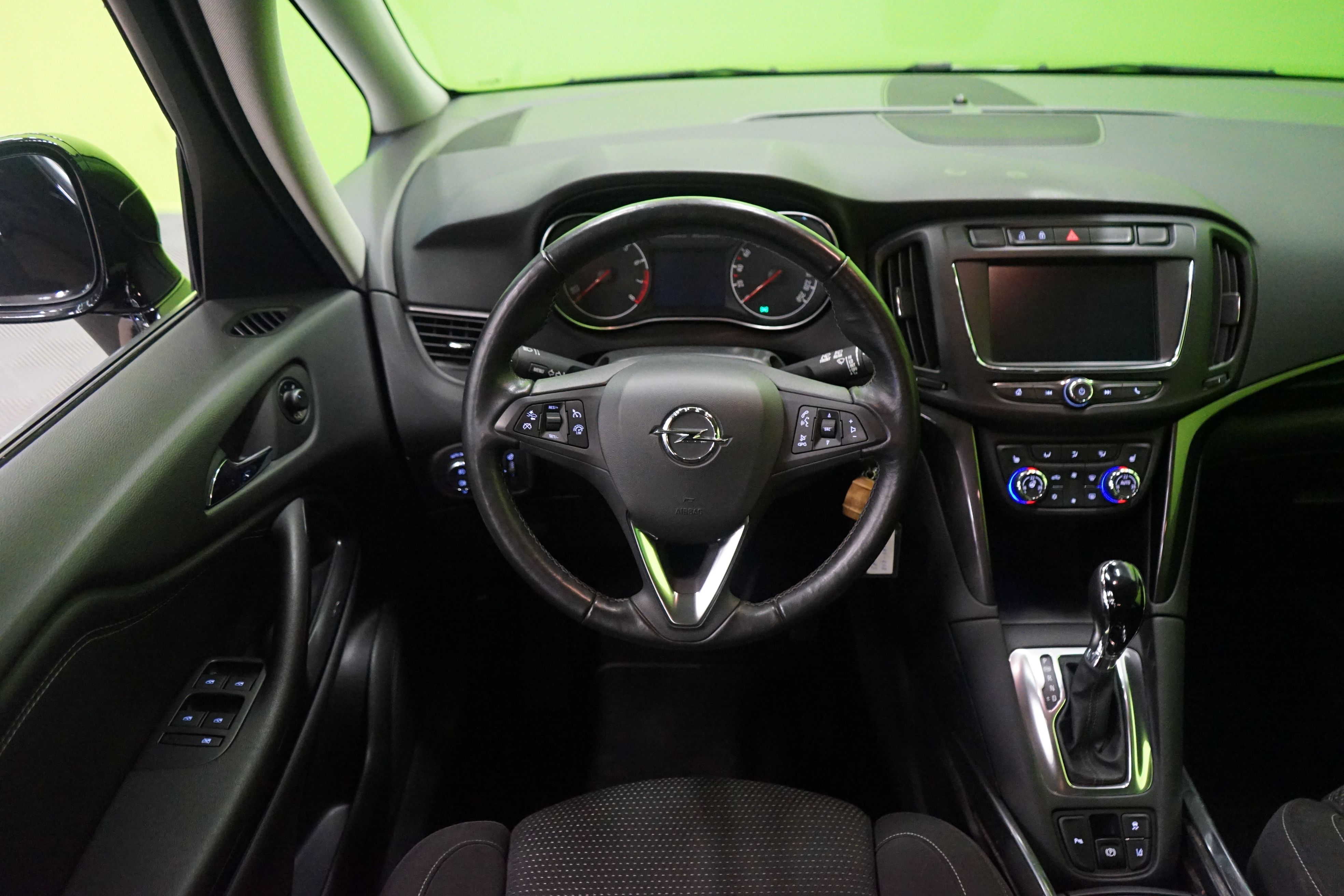 Opel Zafira 2019