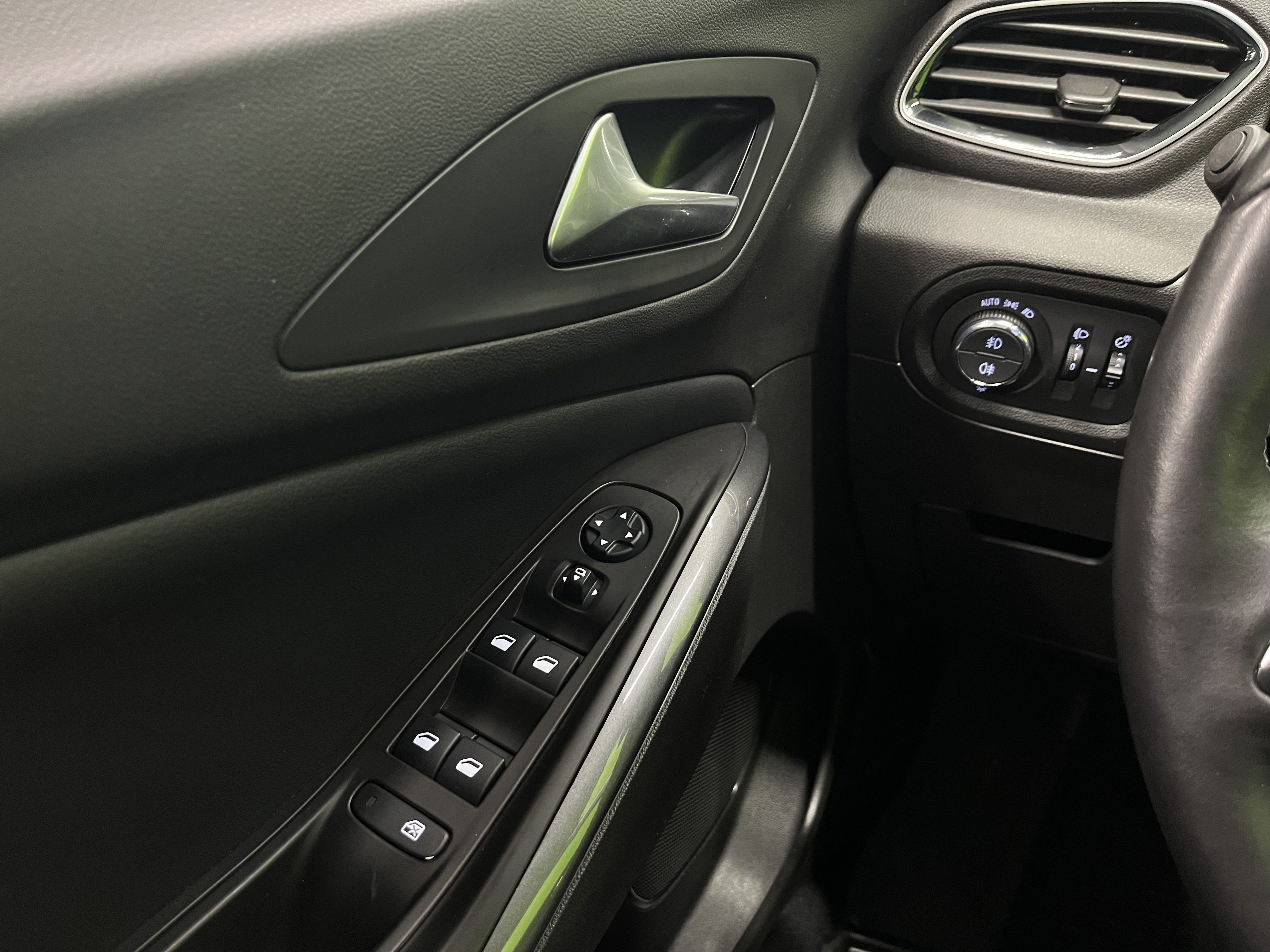 Opel Grandland X 2020