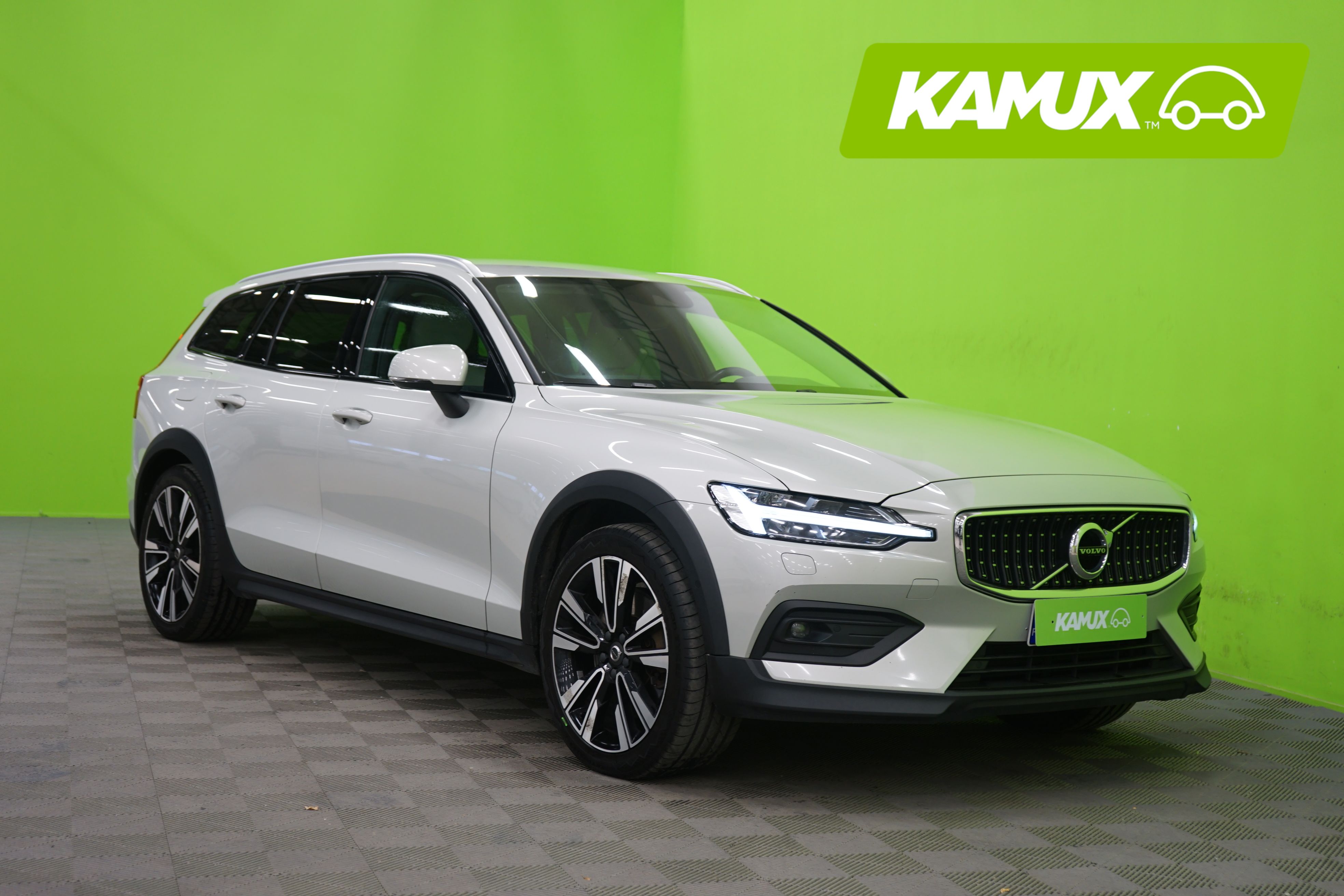 Volvo V60 Cross Country 2019