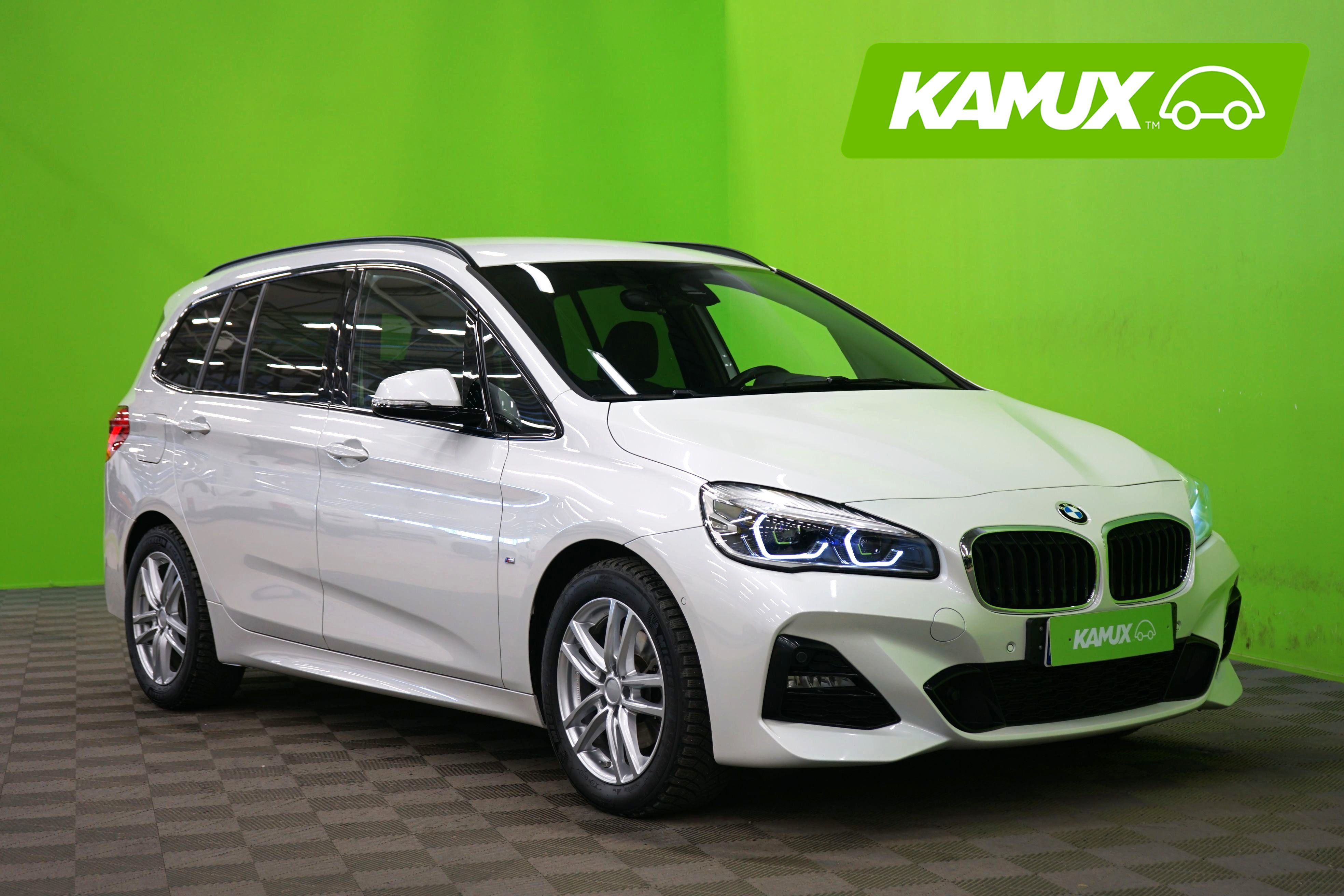 BMW 218 2022