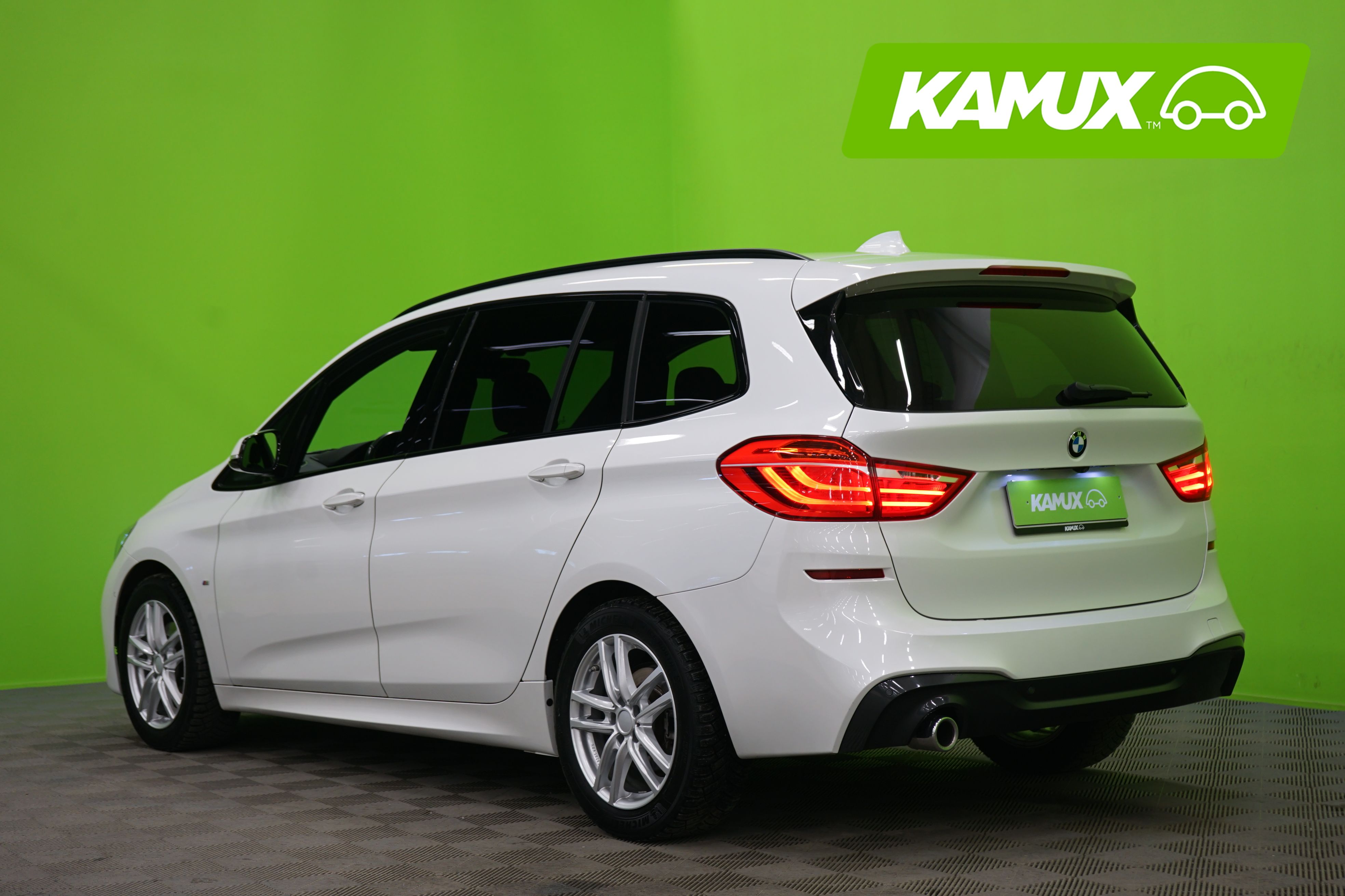 BMW 218 2022