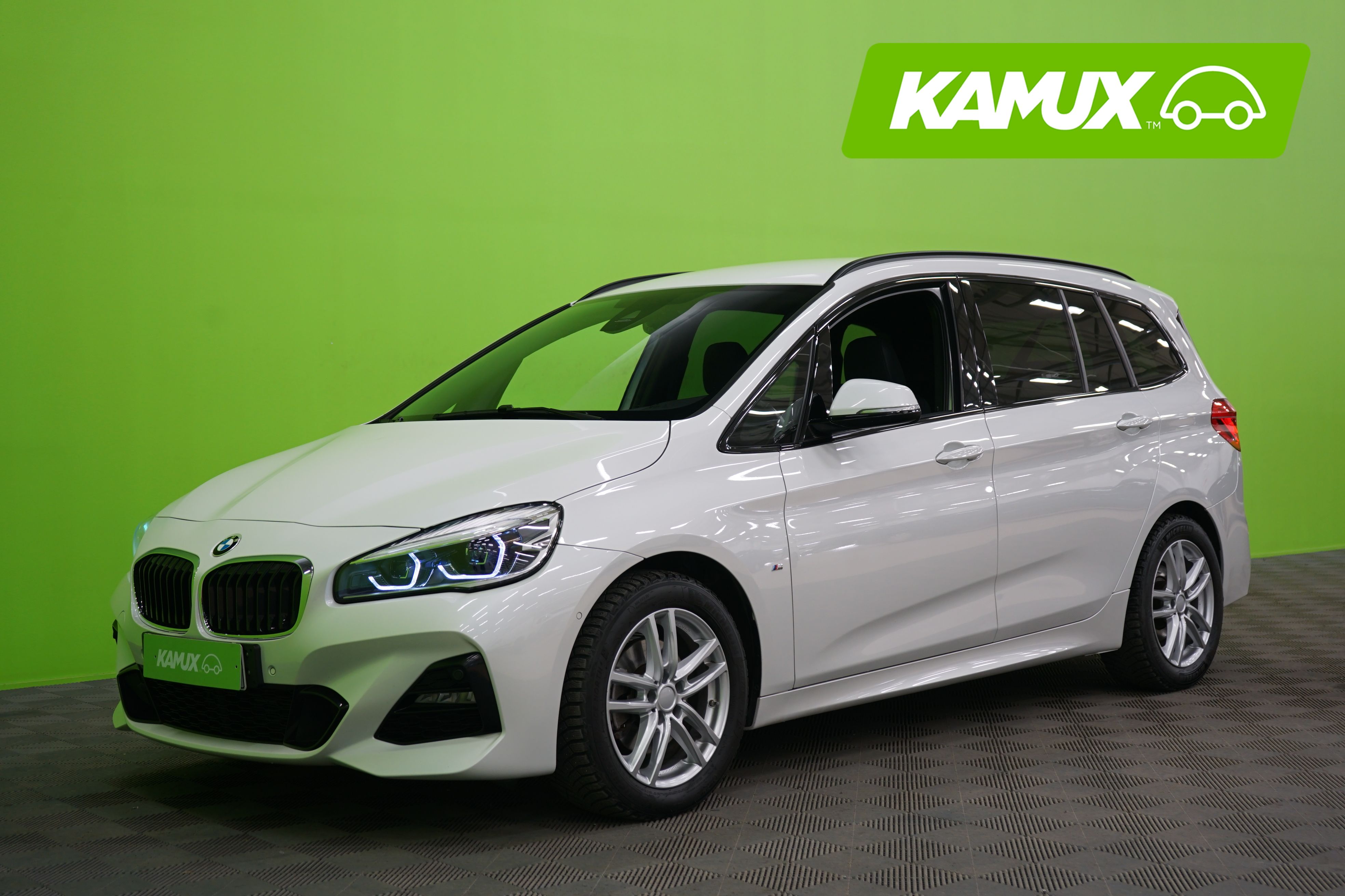 BMW 218 2022